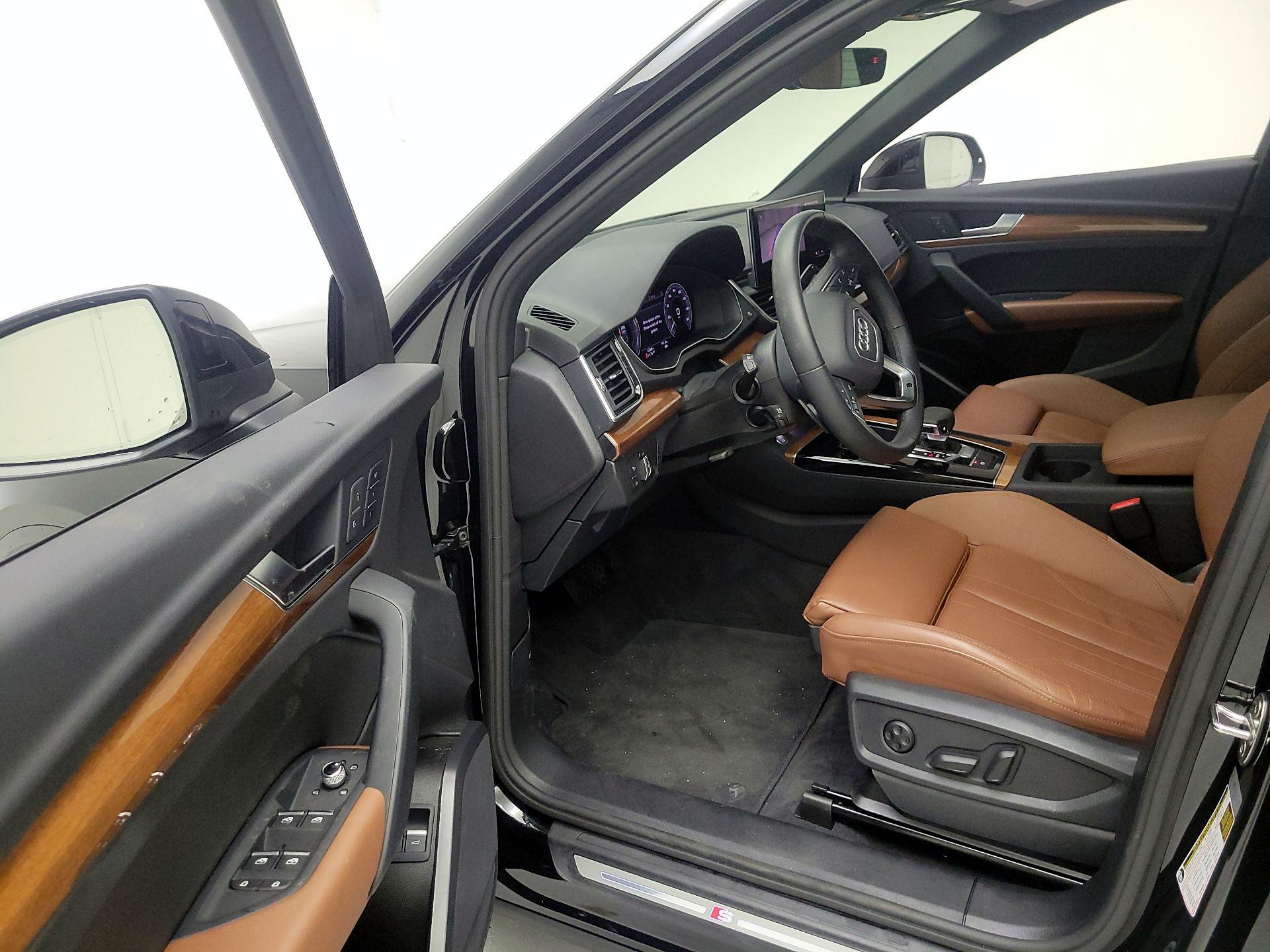 Thumbnail: 2024 Audi Q5 - 9