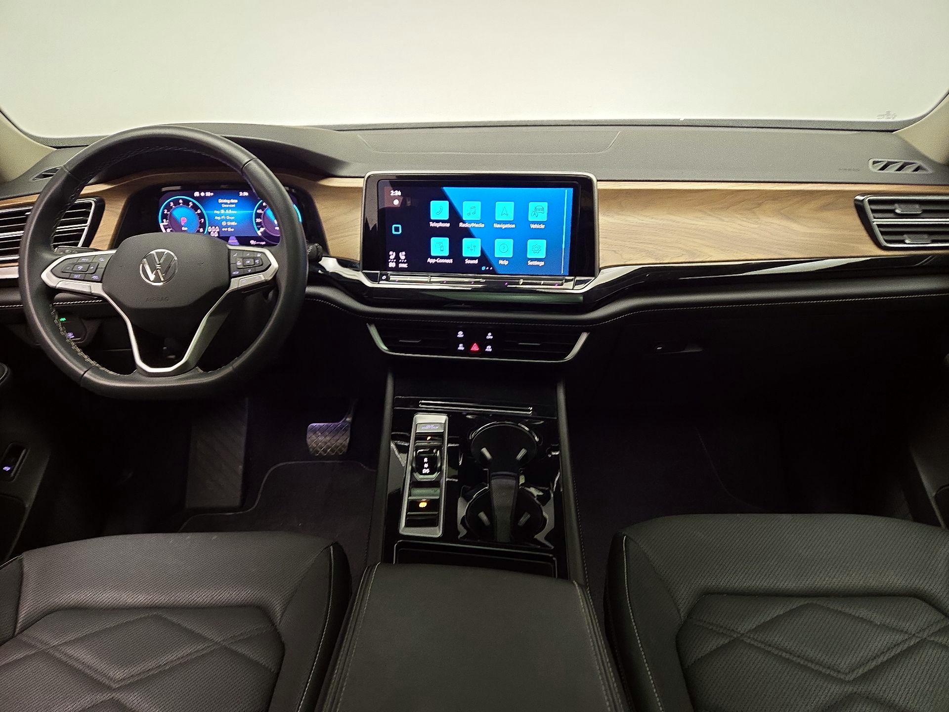 Thumbnail: 2024 Volkswagen Atlas - 9