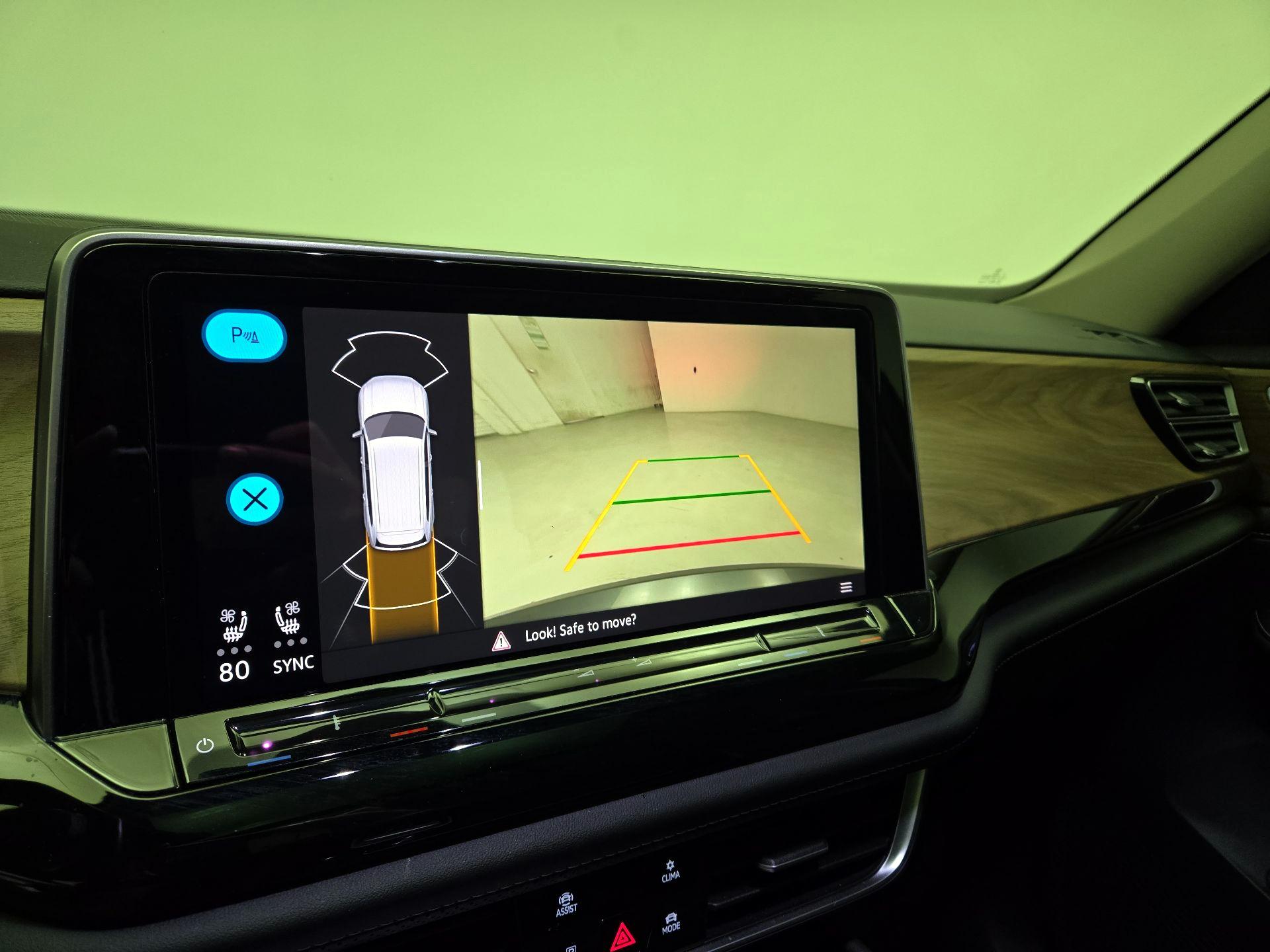 Thumbnail: 2024 Volkswagen Atlas - 14