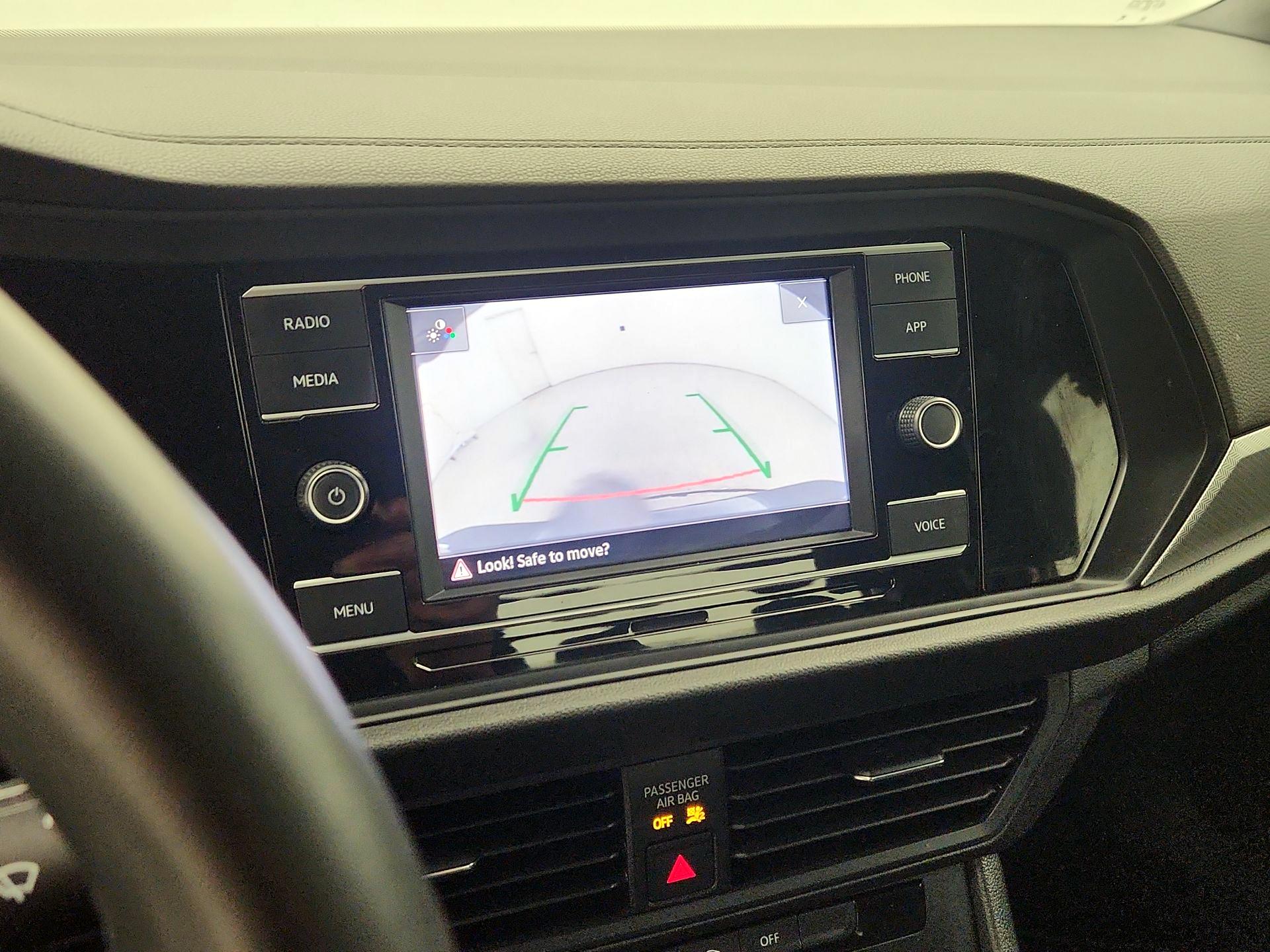 Thumbnail: 2023 Volkswagen Jetta - 14