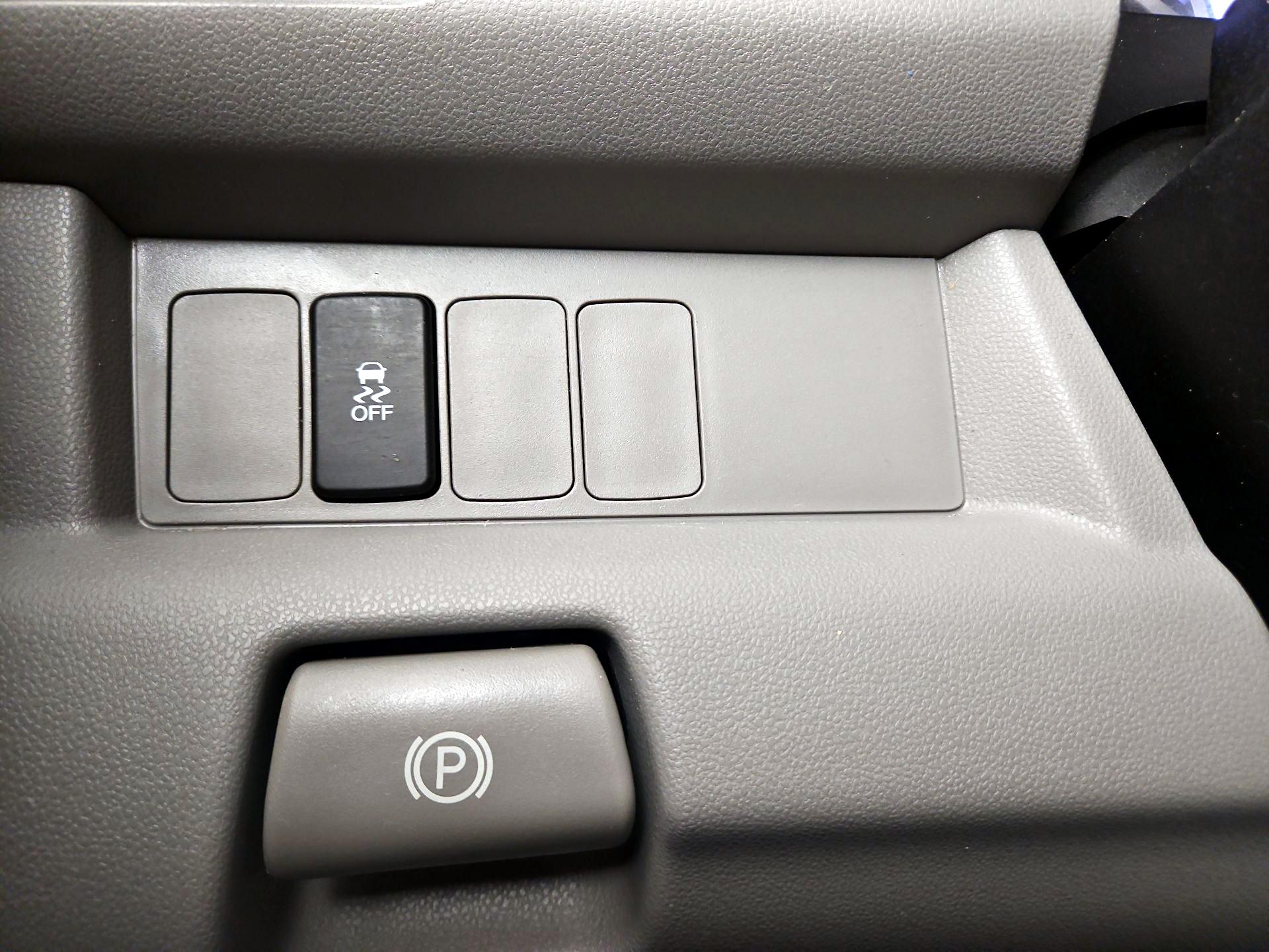 Thumbnail: 2014 Honda Pilot - 13