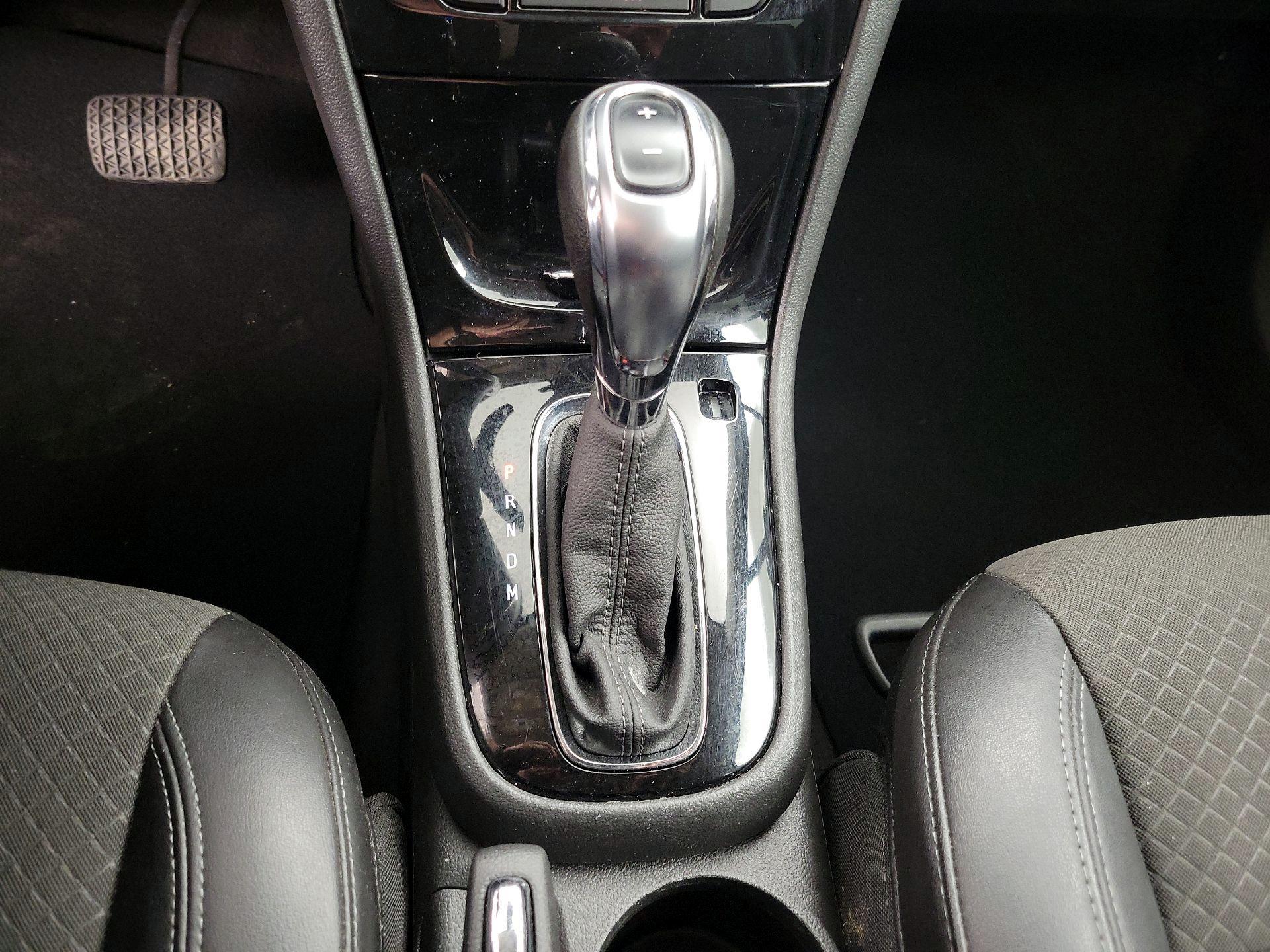 Thumbnail: 2020 Buick Encore - 17