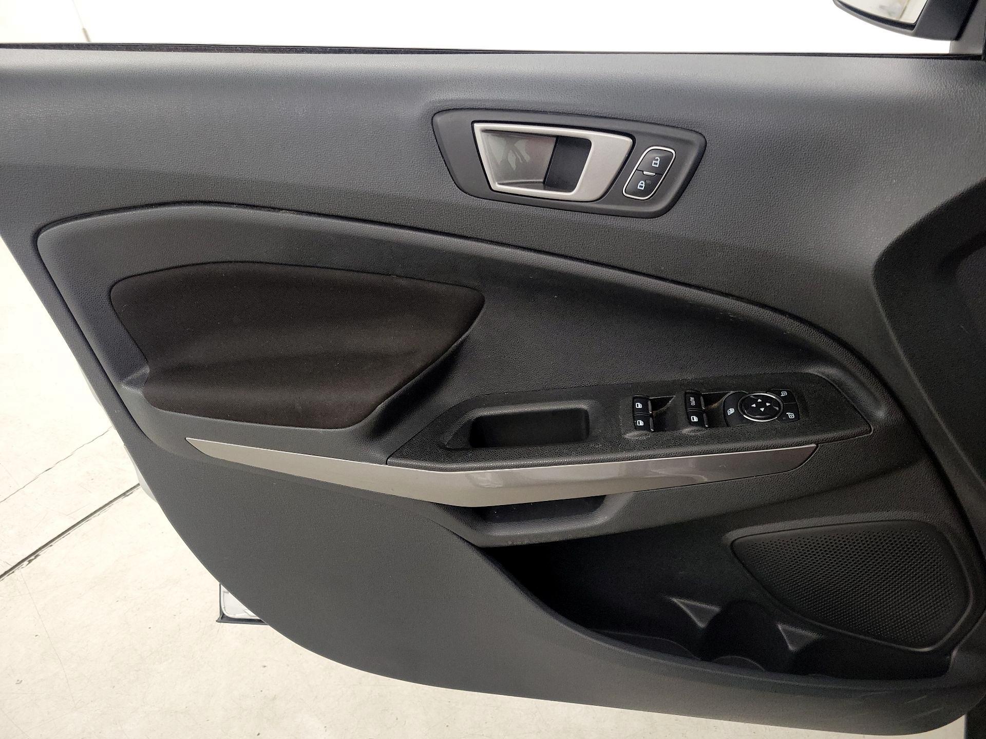 Thumbnail: 2022 Ford EcoSport - 12