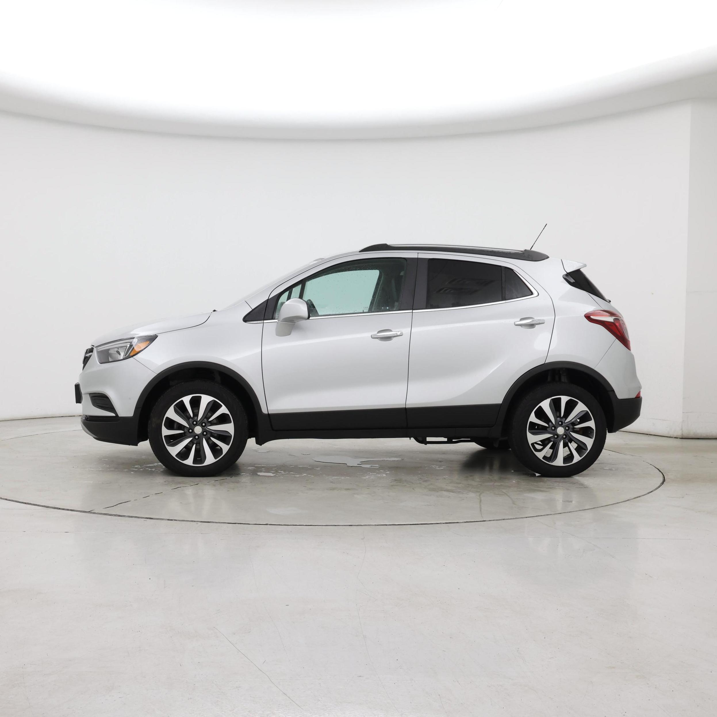 Thumbnail: 2022 Buick Encore - 3