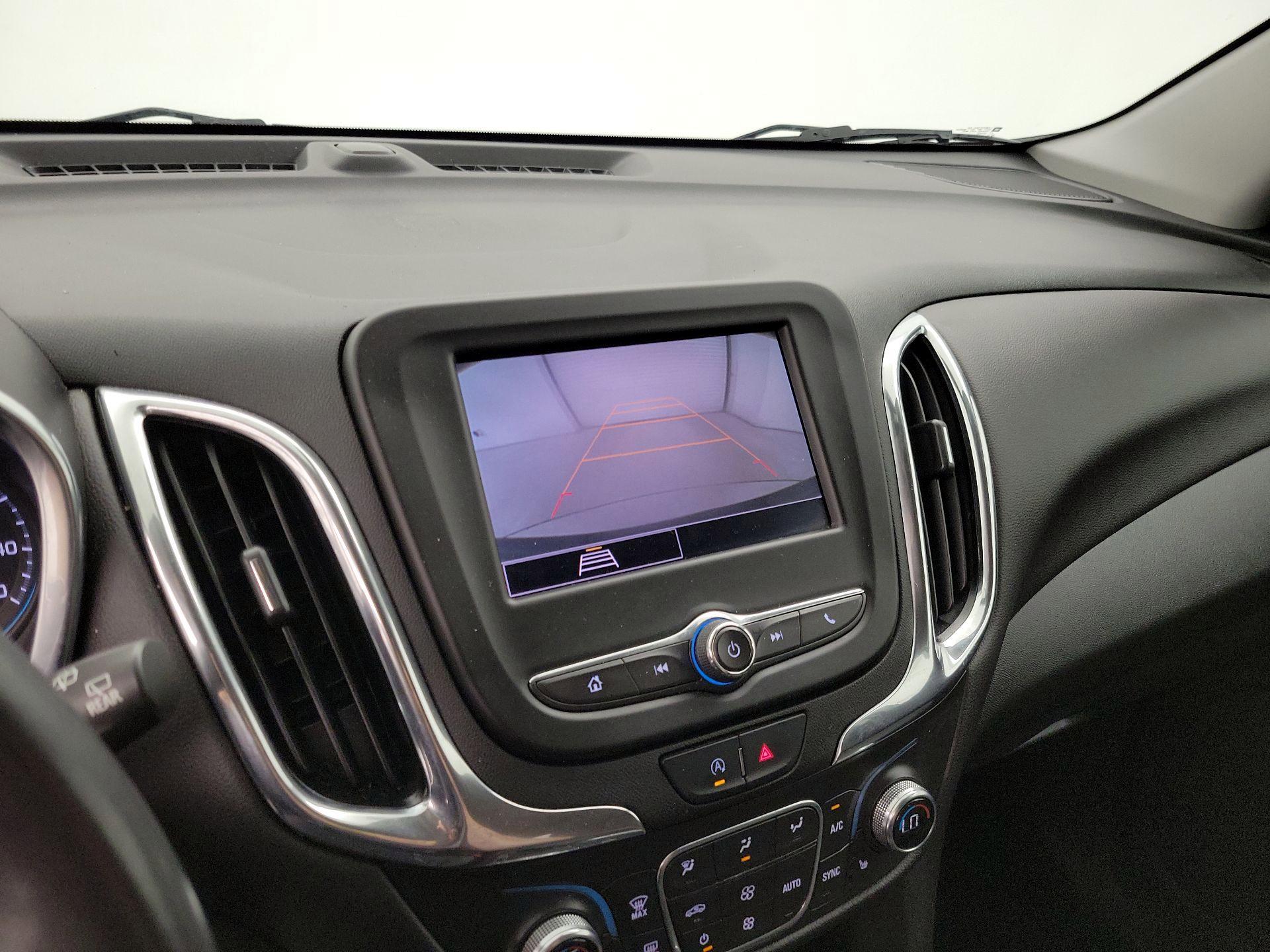 Thumbnail: 2022 Chevrolet Equinox - 14