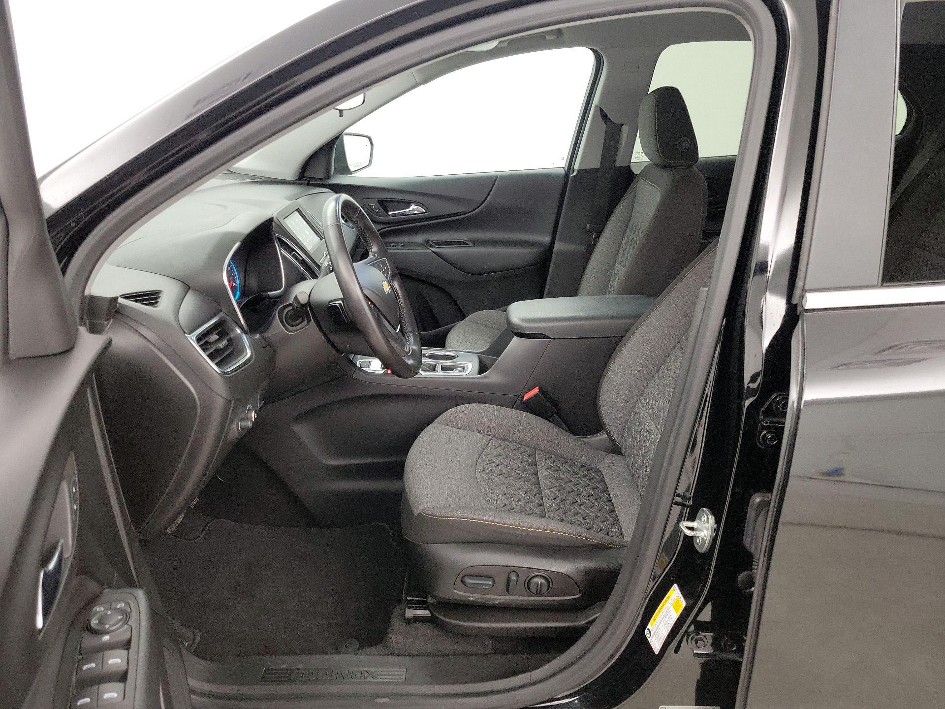 Thumbnail: 2022 Chevrolet Equinox - 11