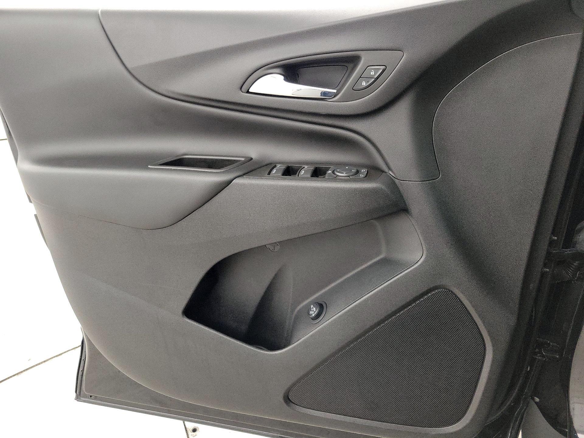 Thumbnail: 2022 Chevrolet Equinox - 12