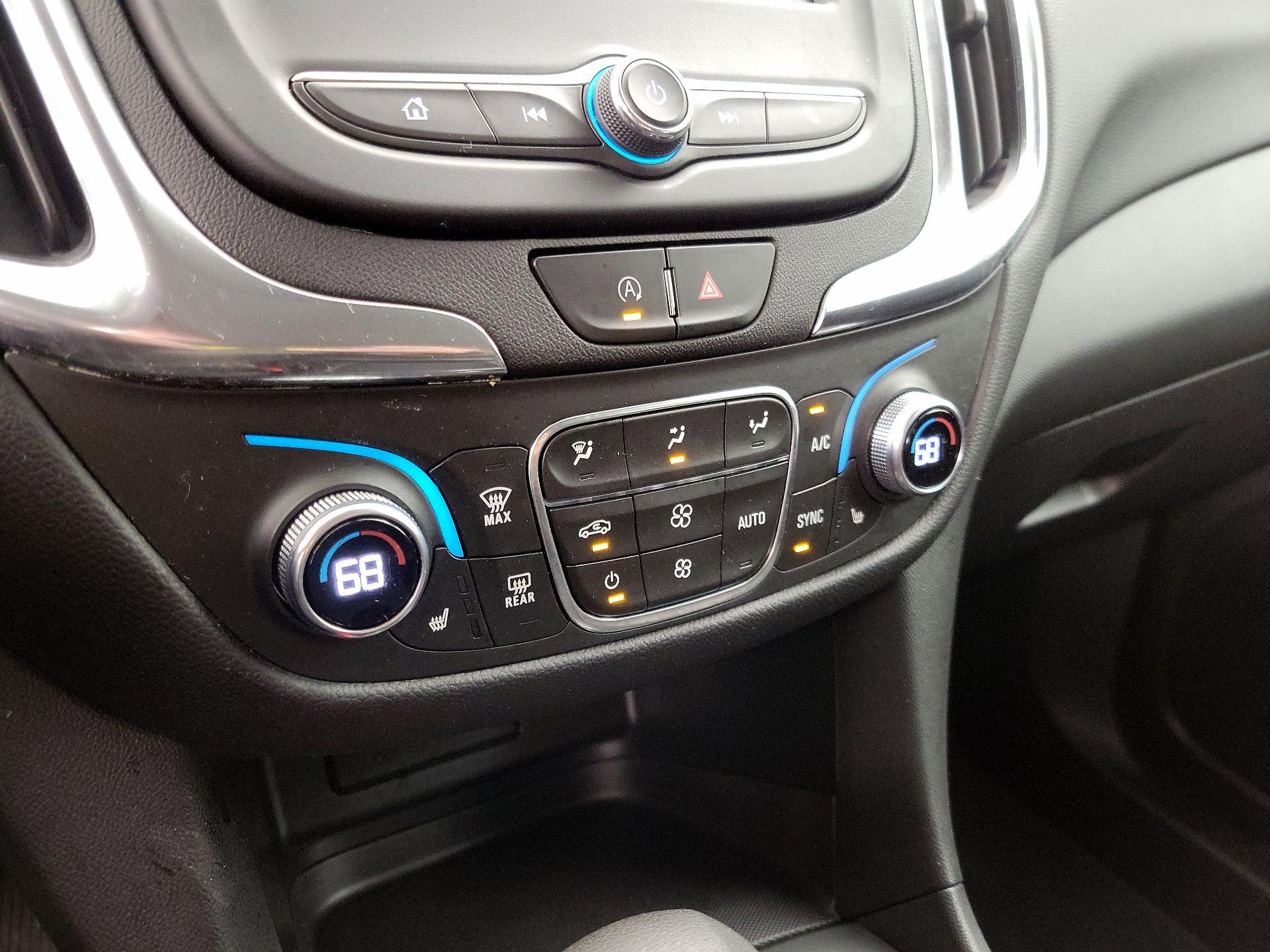 Thumbnail: 2022 Chevrolet Equinox - 16