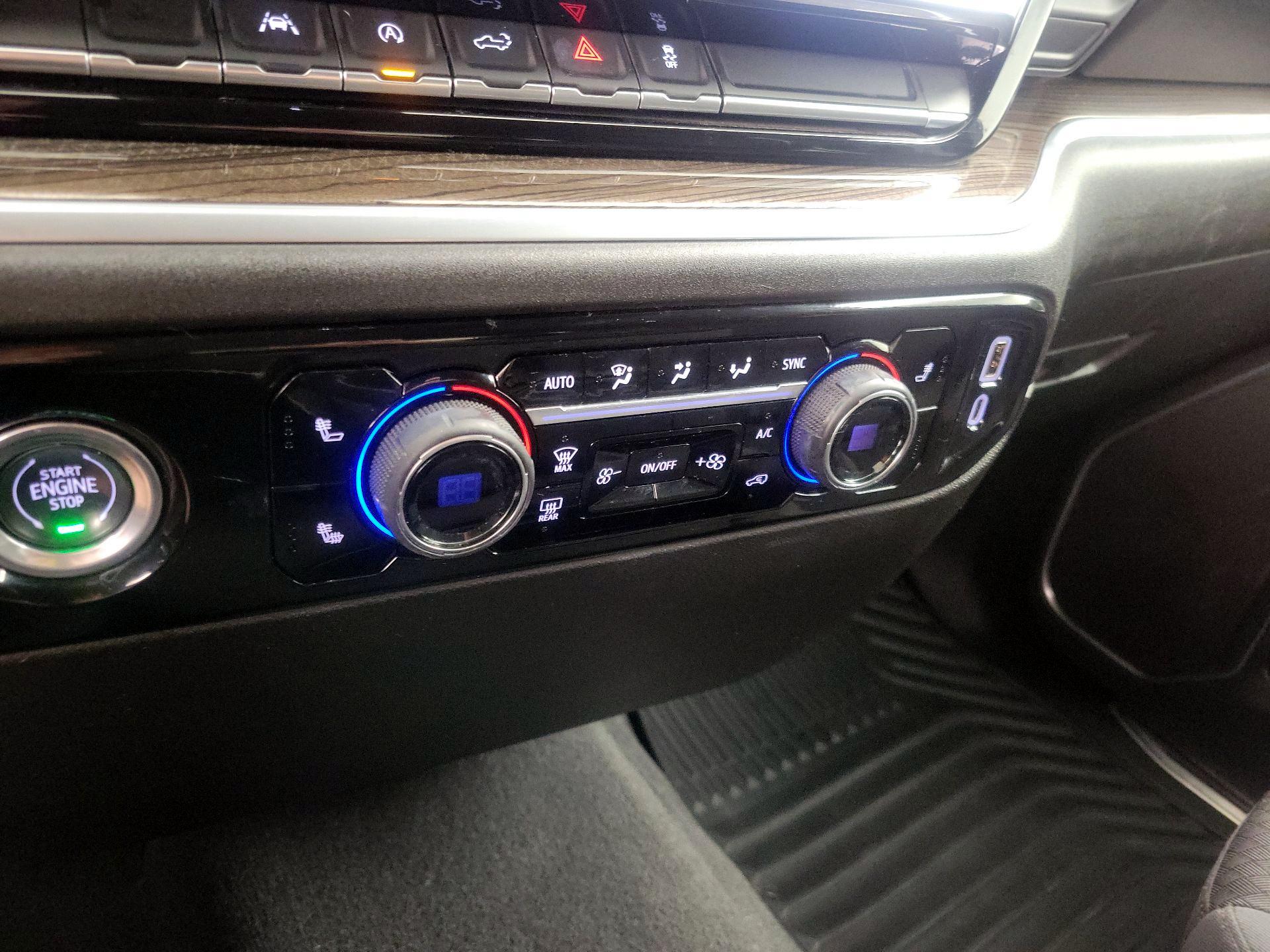 Thumbnail: 2022 Chevrolet Silverado 1500 - 16