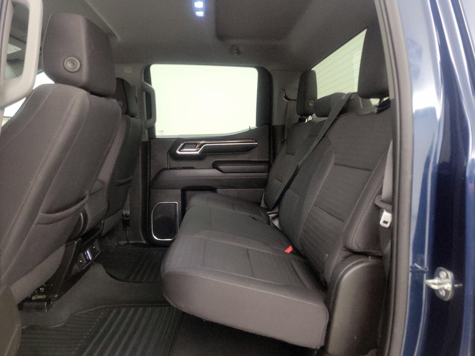 Thumbnail: 2022 Chevrolet Silverado 1500 - 19