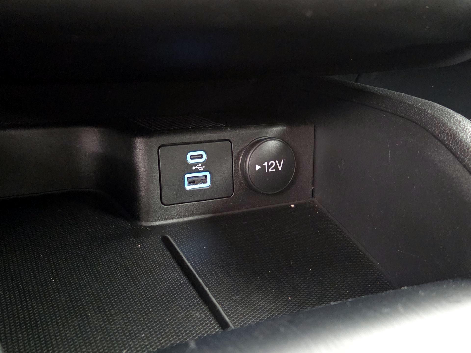 Thumbnail: 2023 Ford Escape - 18