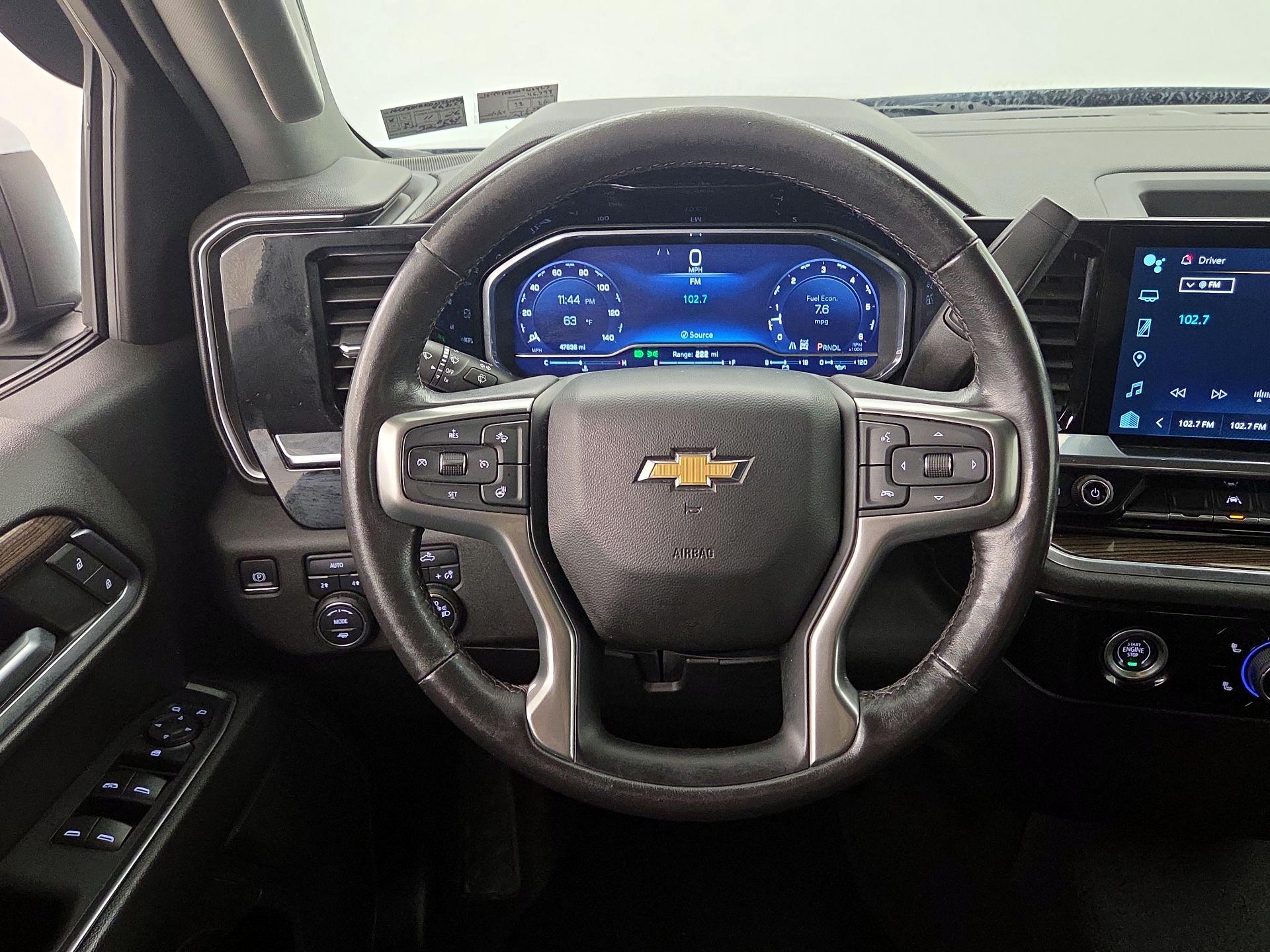 Thumbnail: 2022 Chevrolet Silverado 1500 - 10