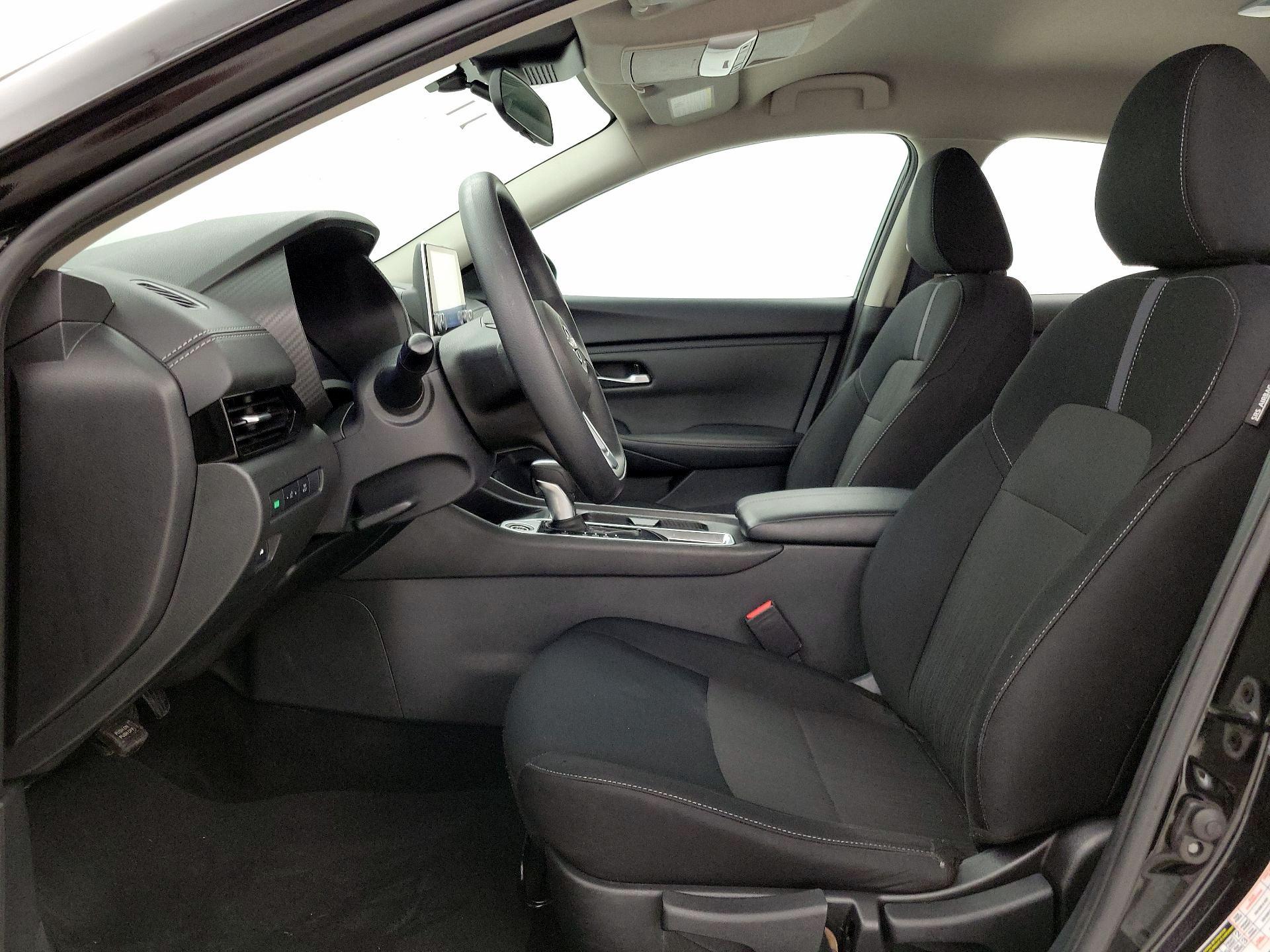 Thumbnail: 2024 Nissan Sentra - 11