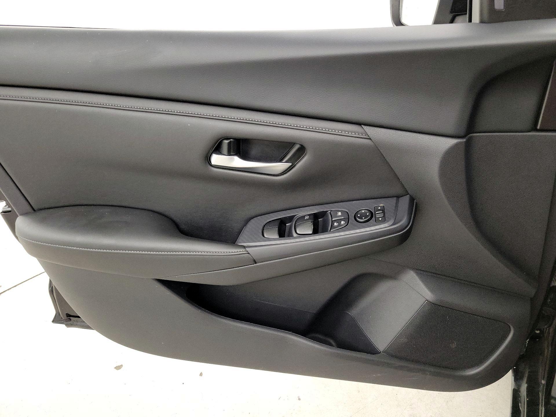 Thumbnail: 2024 Nissan Sentra - 12