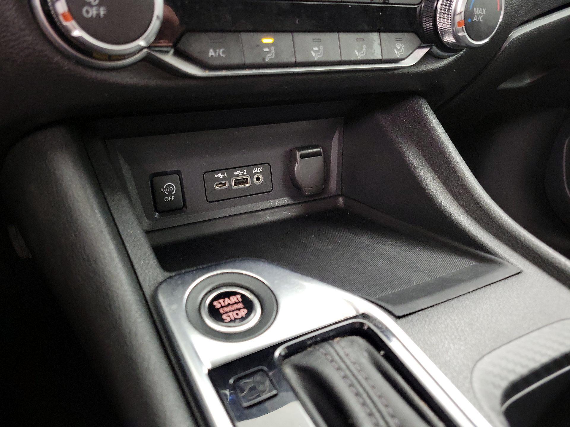 Thumbnail: 2024 Nissan Sentra - 18