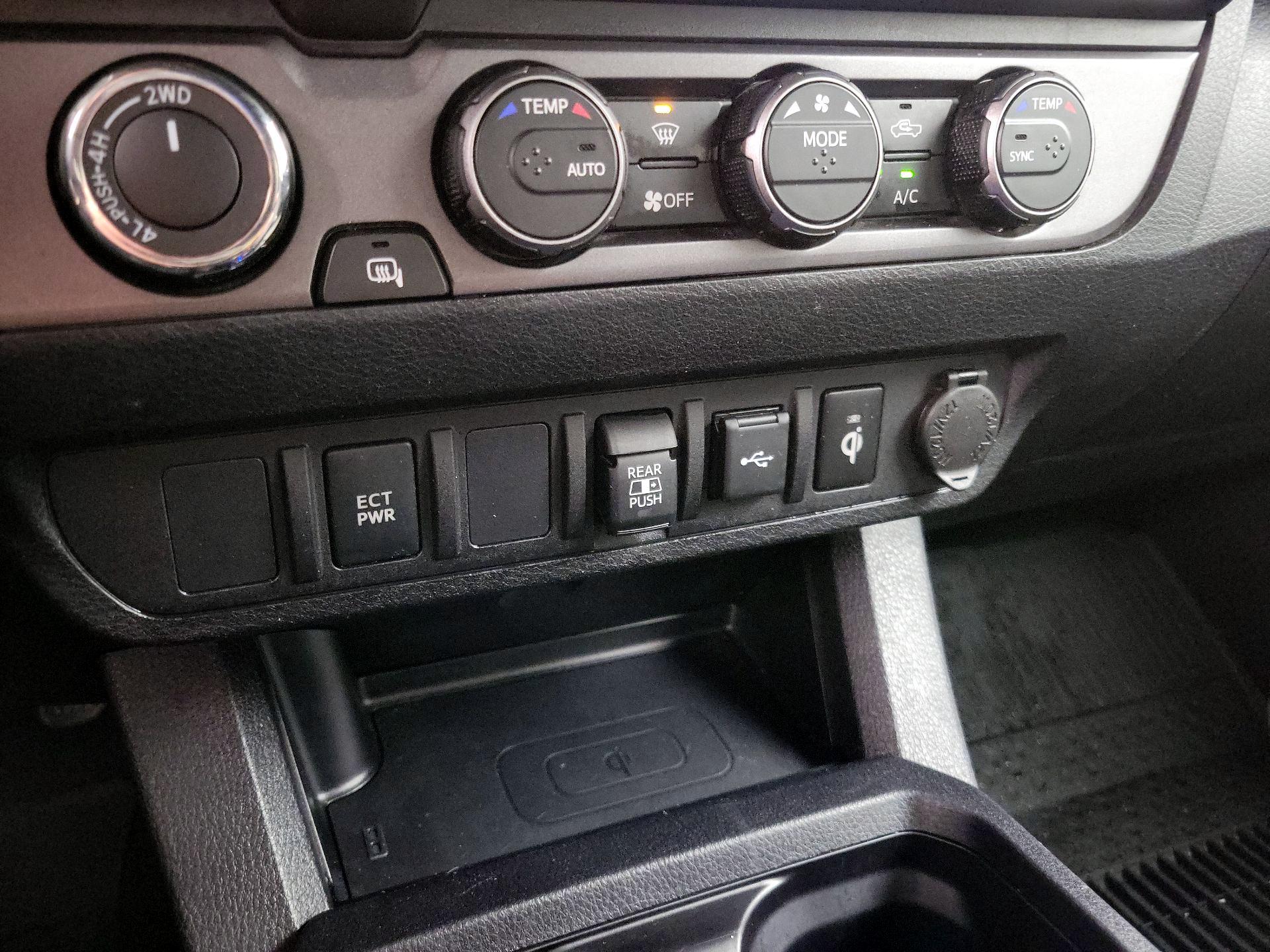 Thumbnail: 2023 Toyota Tacoma - 19