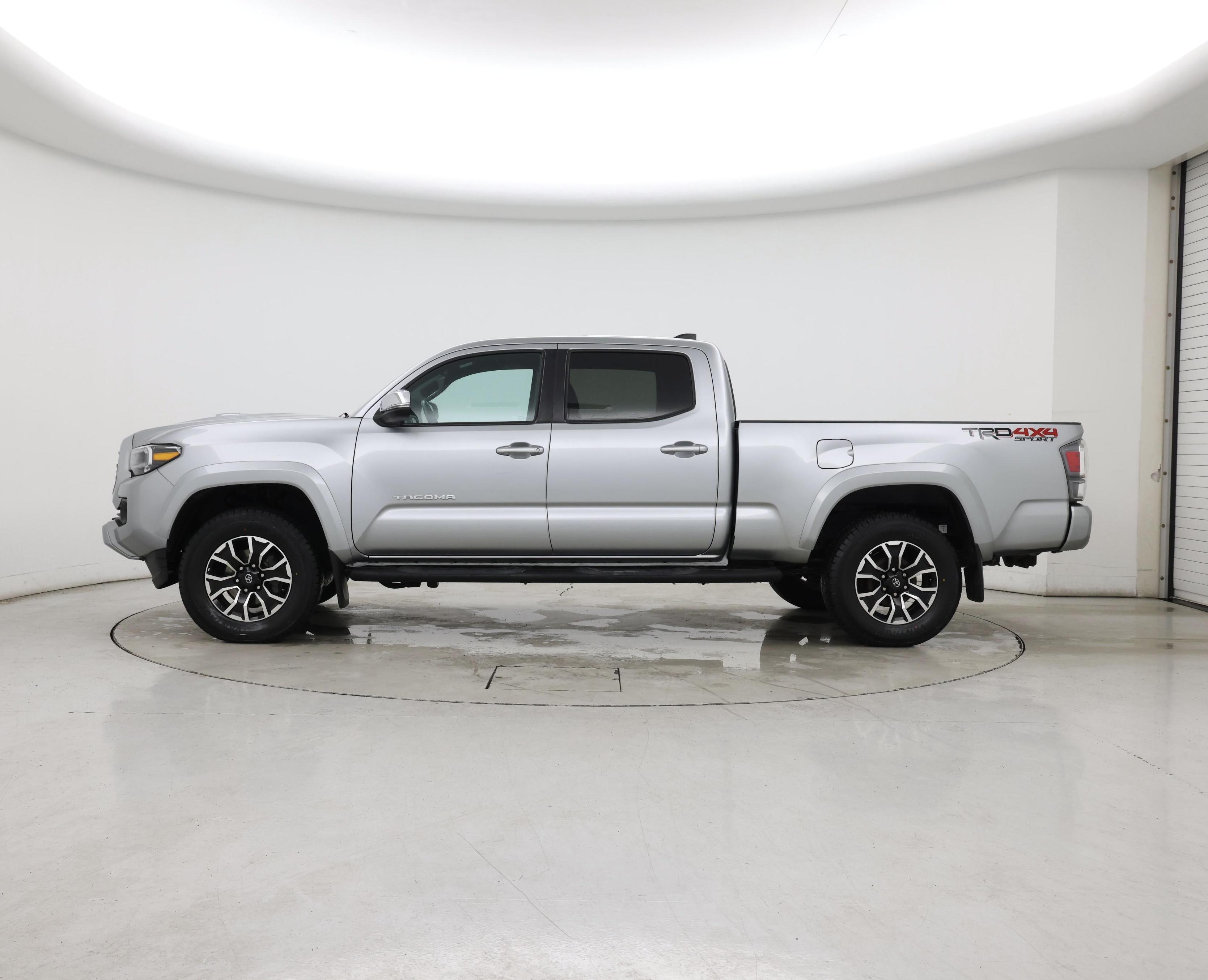 Thumbnail: 2023 Toyota Tacoma - 3