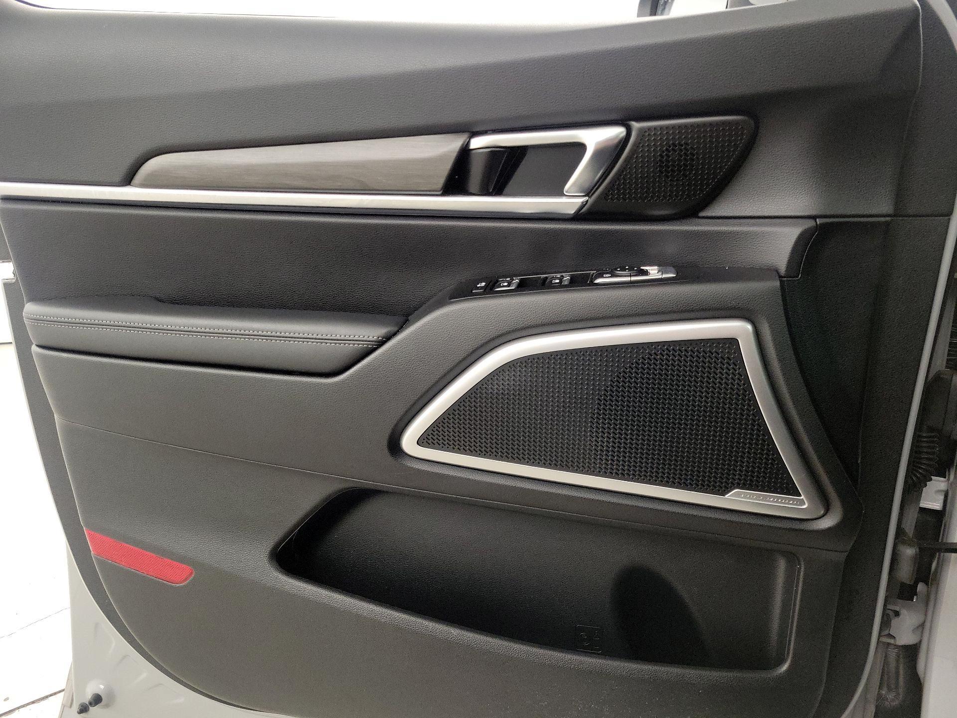 Thumbnail: 2023 Kia Telluride - 12