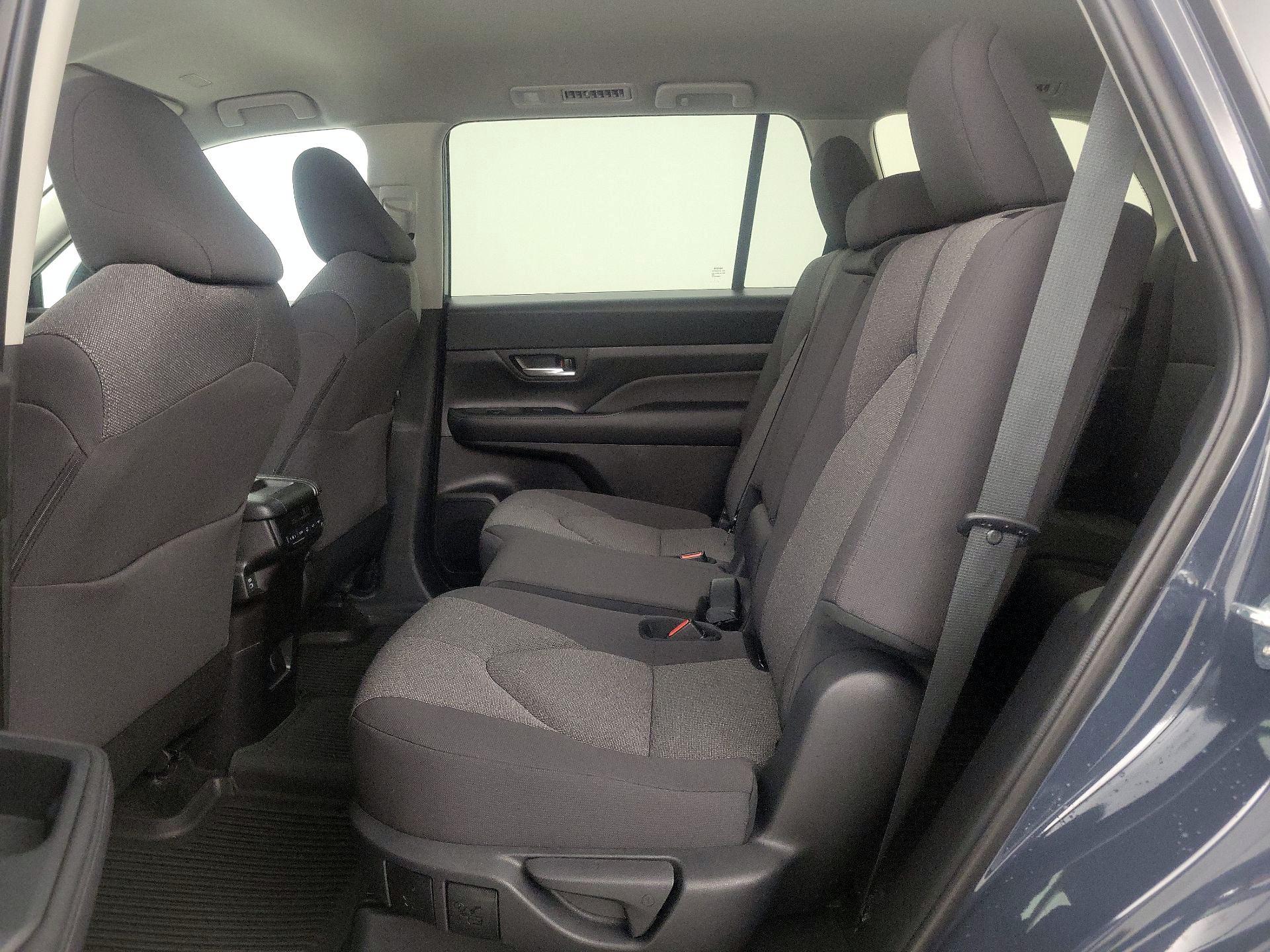 Thumbnail: 2025 Toyota Grand Highlander - 20