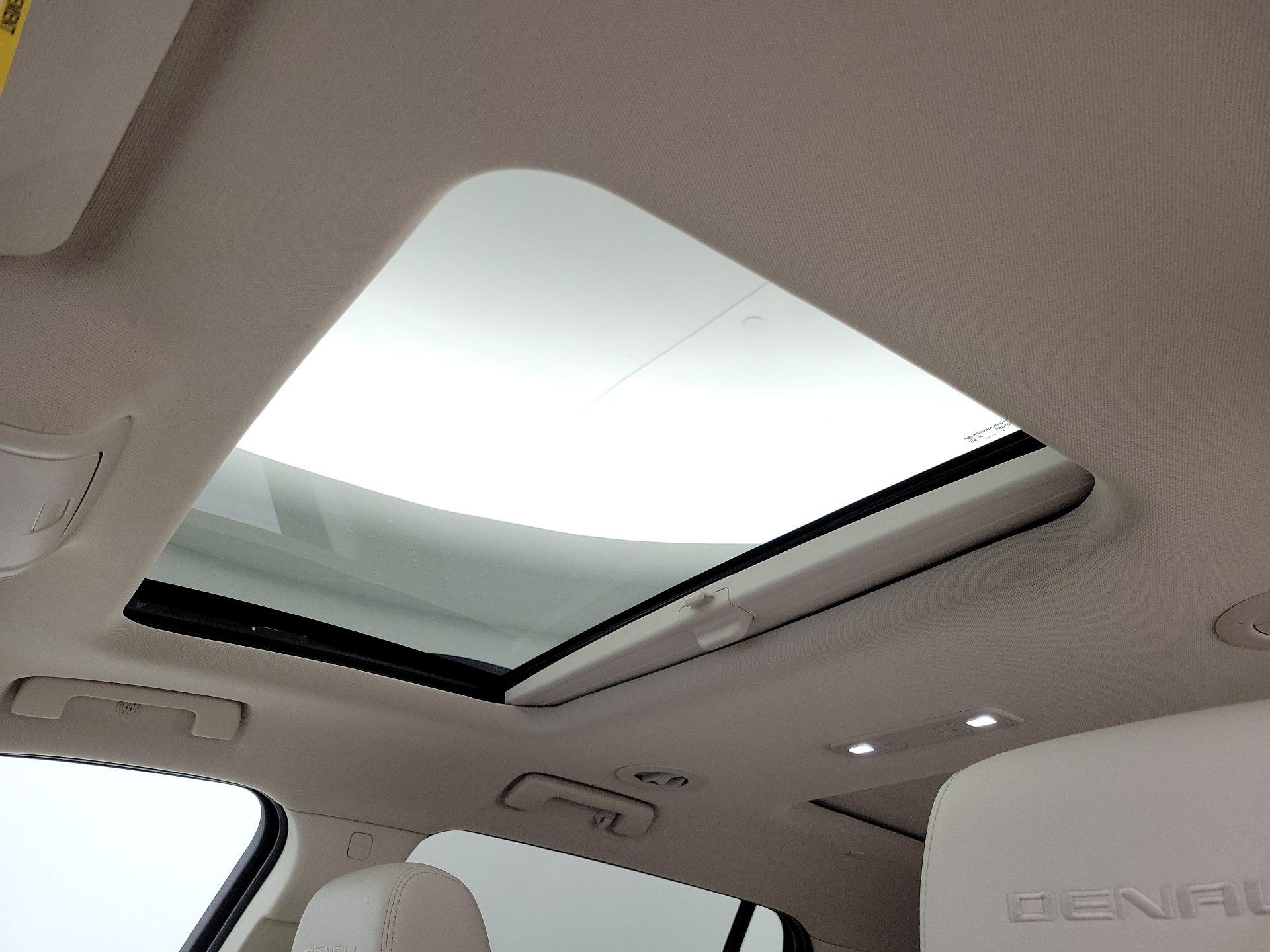 Thumbnail: 2023 GMC Acadia - 20