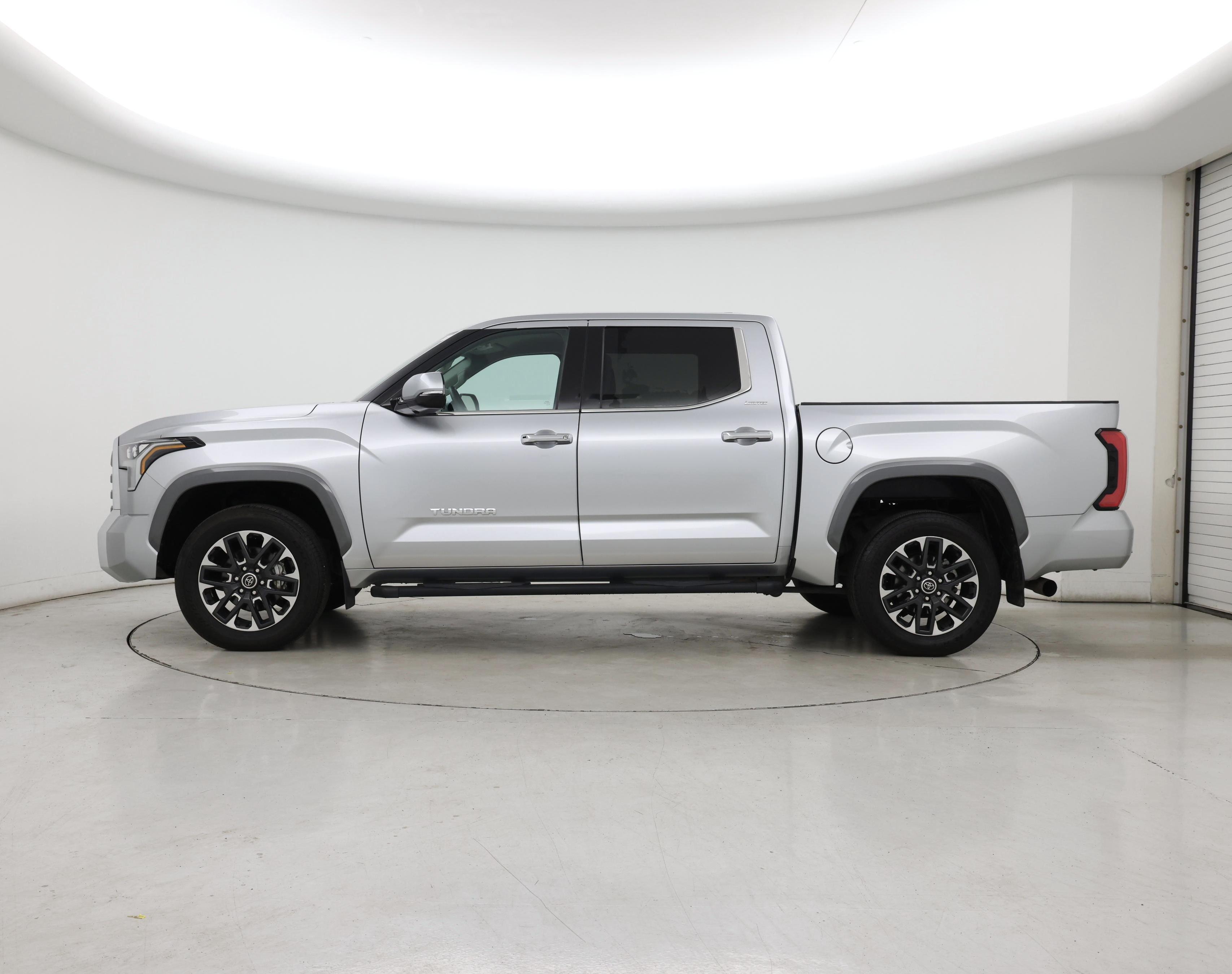Thumbnail: 2023 Toyota Tundra - 3
