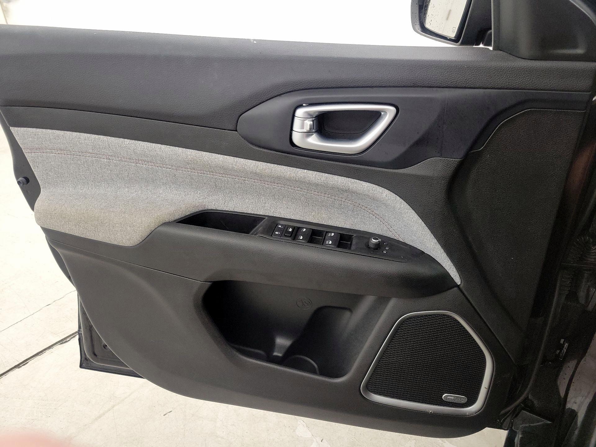 Thumbnail: 2022 Jeep Compass - 12