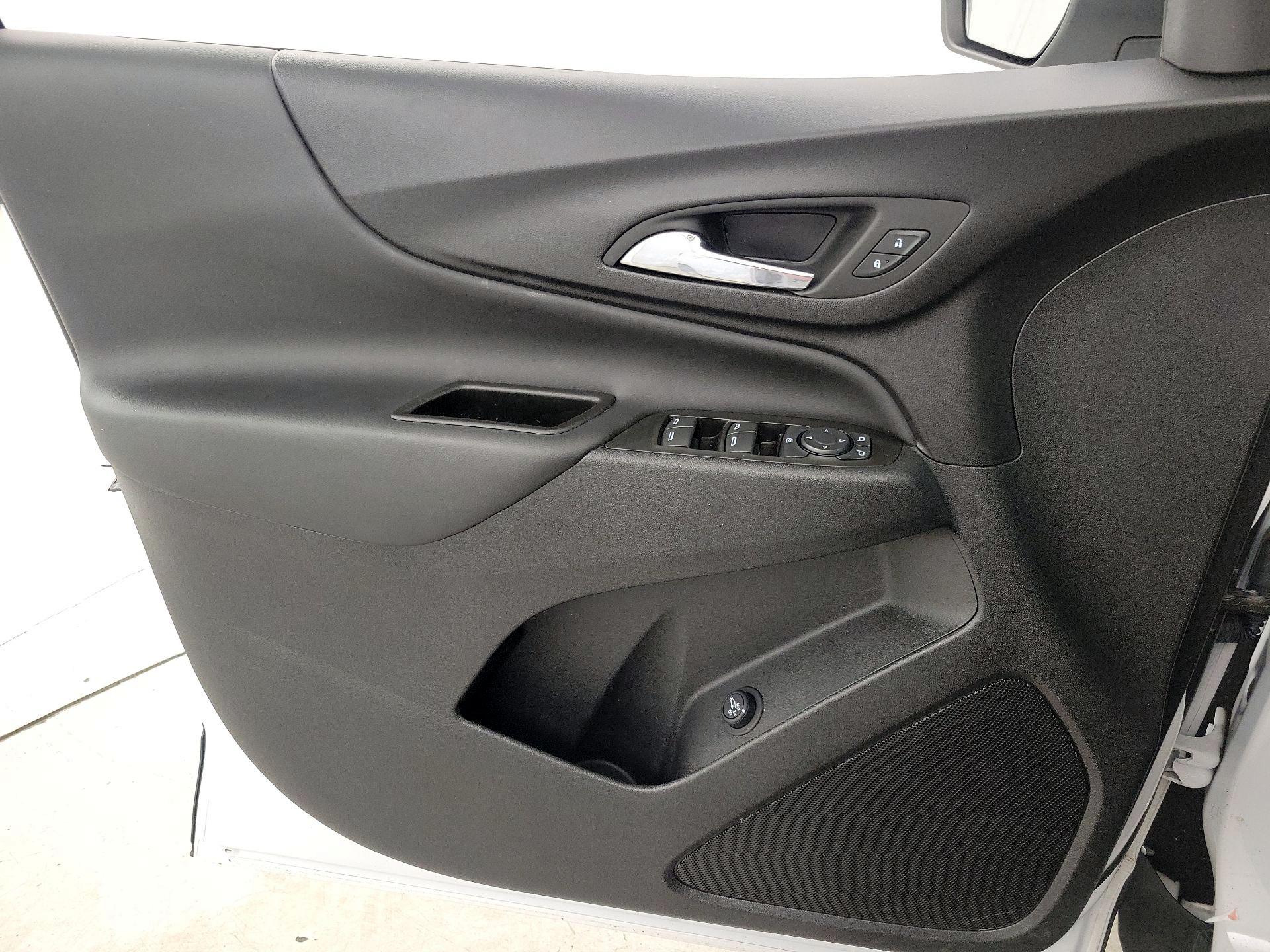 Thumbnail: 2022 Chevrolet Equinox - 12