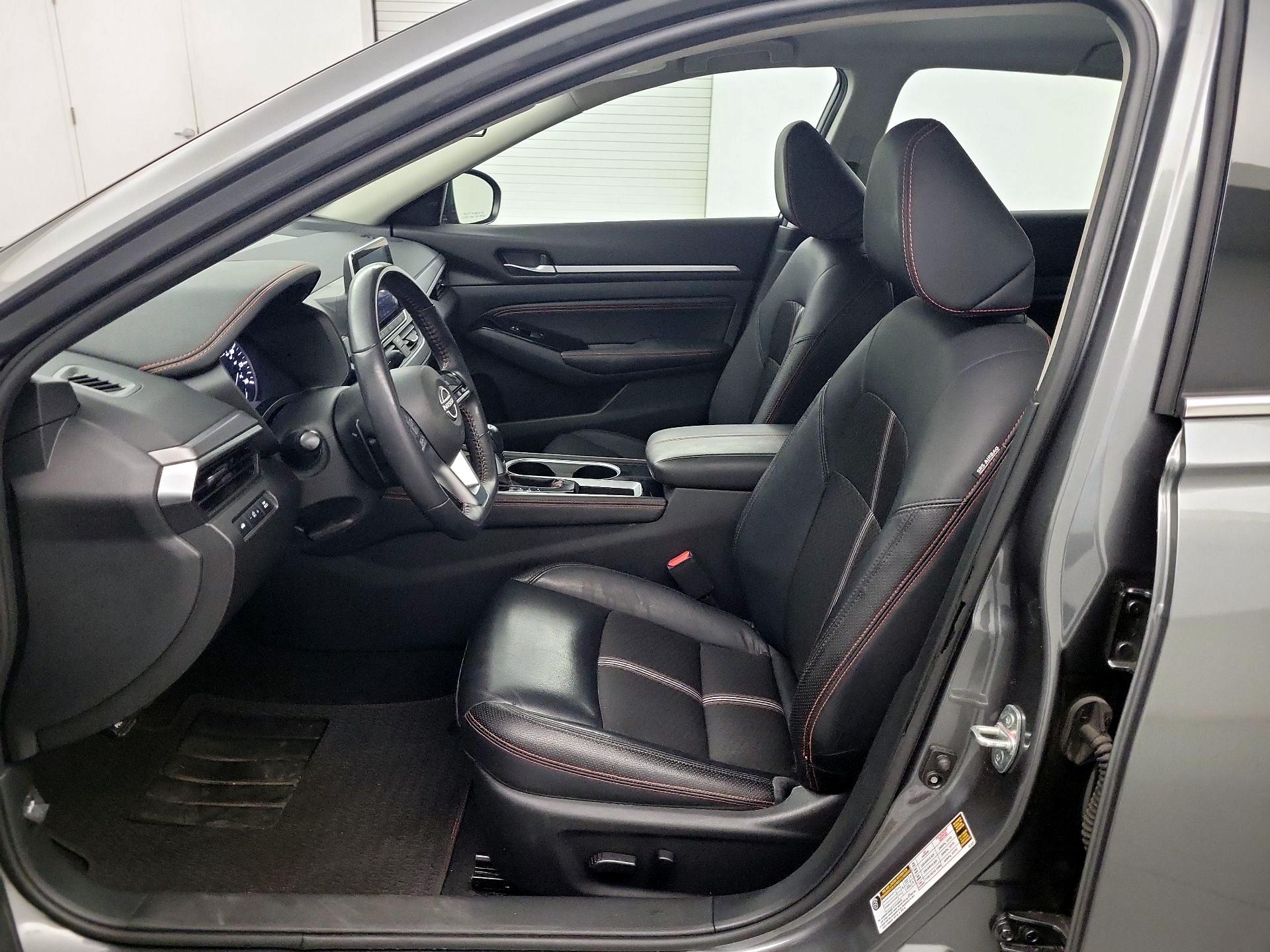 Thumbnail: 2023 Nissan Altima - 9