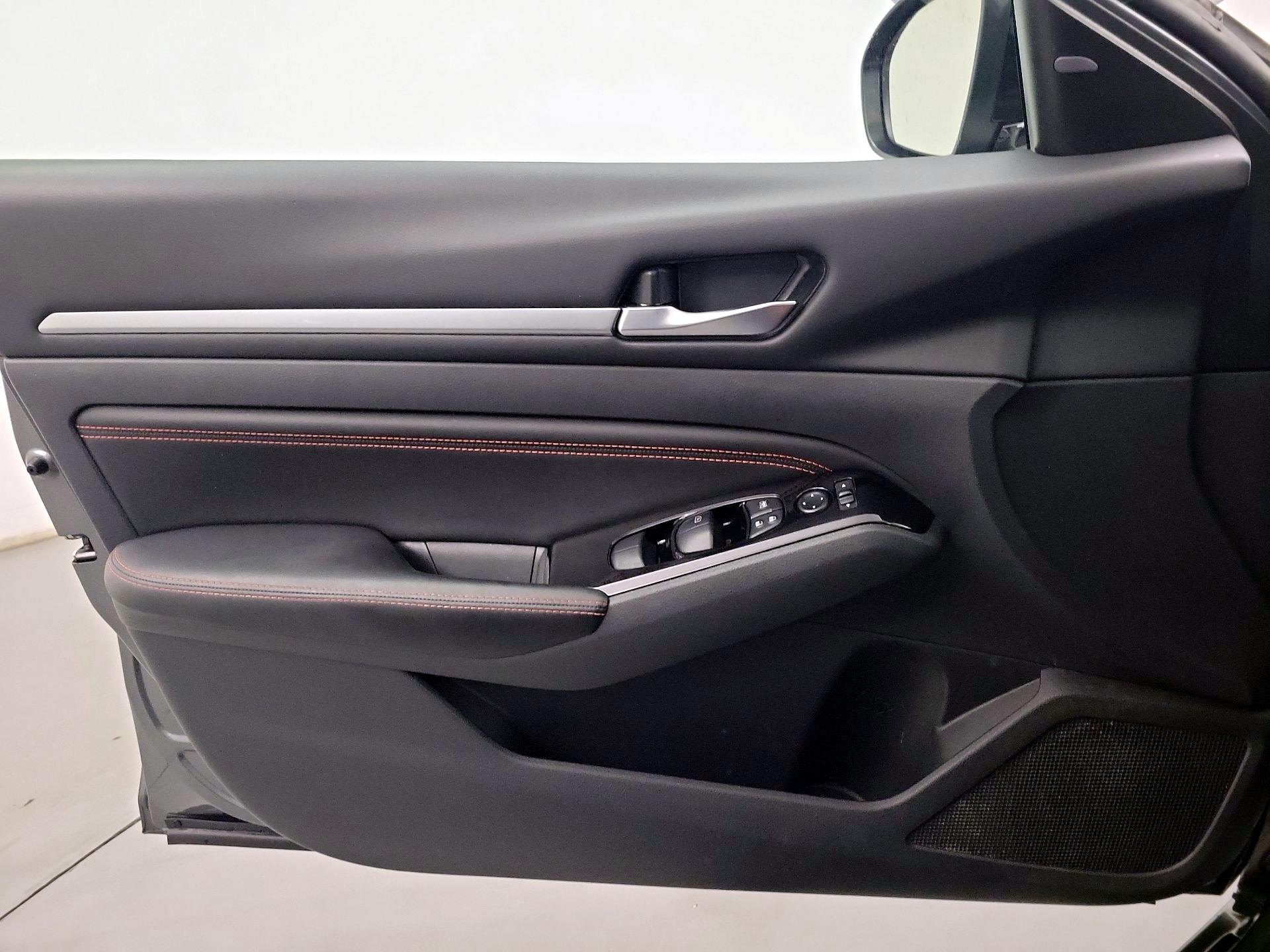 Thumbnail: 2023 Nissan Altima - 10