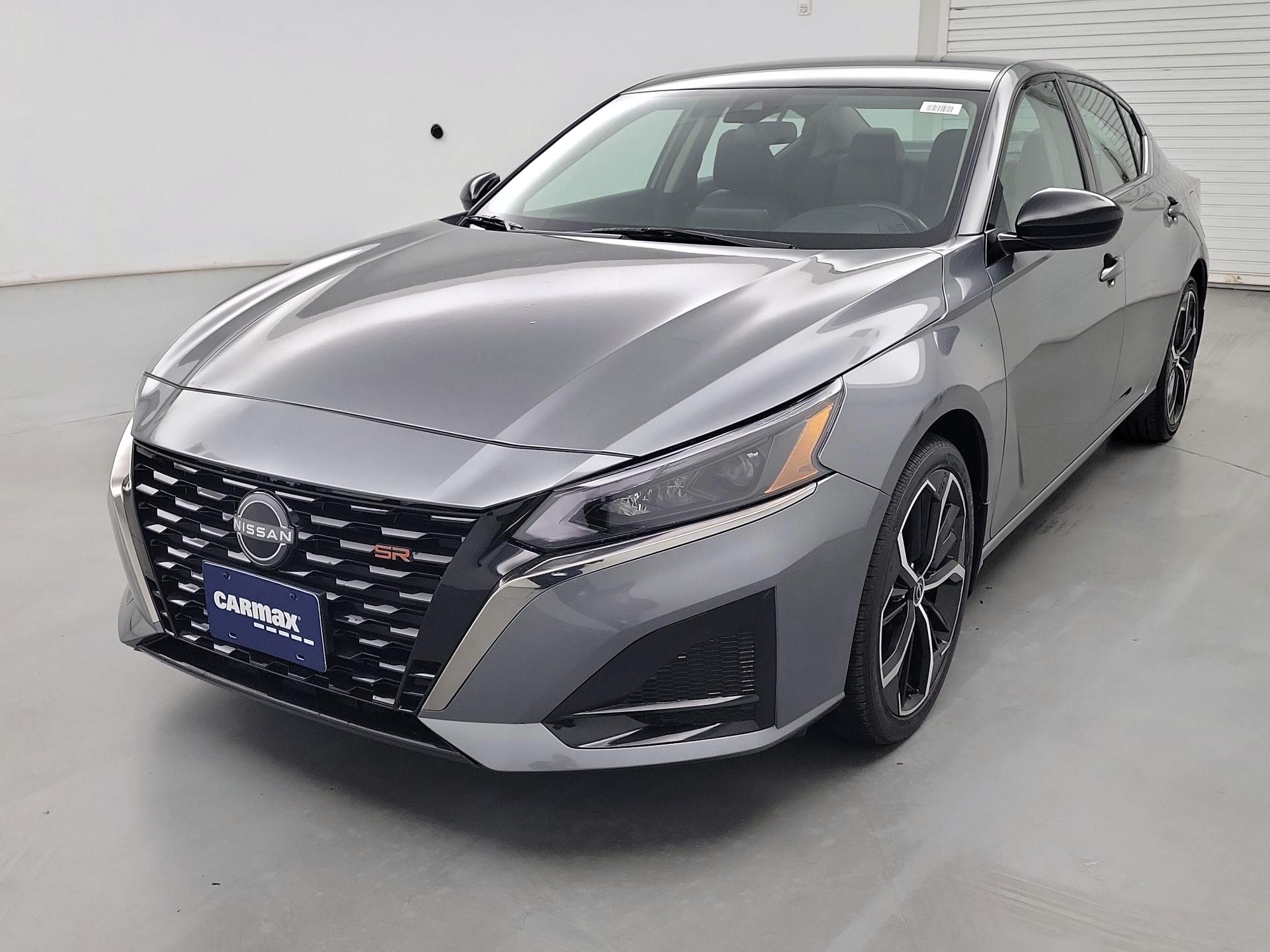 Thumbnail: 2023 Nissan Altima - 3