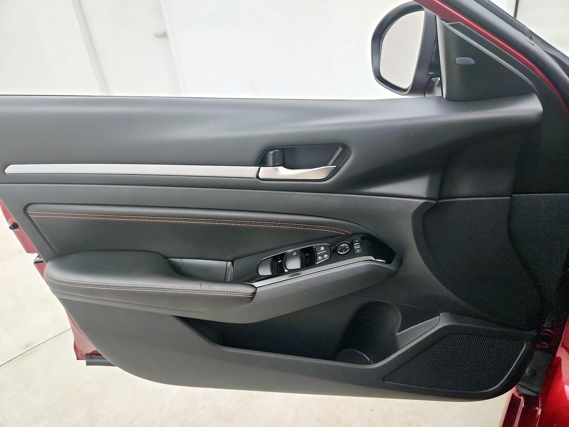 Thumbnail: 2023 Nissan Altima - 12