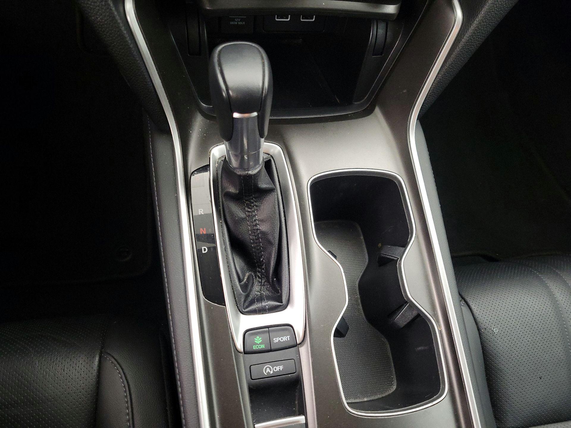 Thumbnail: 2022 Honda Accord - 17