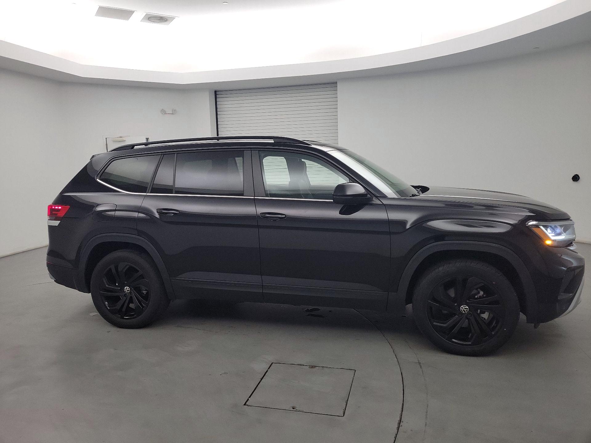 Thumbnail: 2022 Volkswagen Atlas - 4