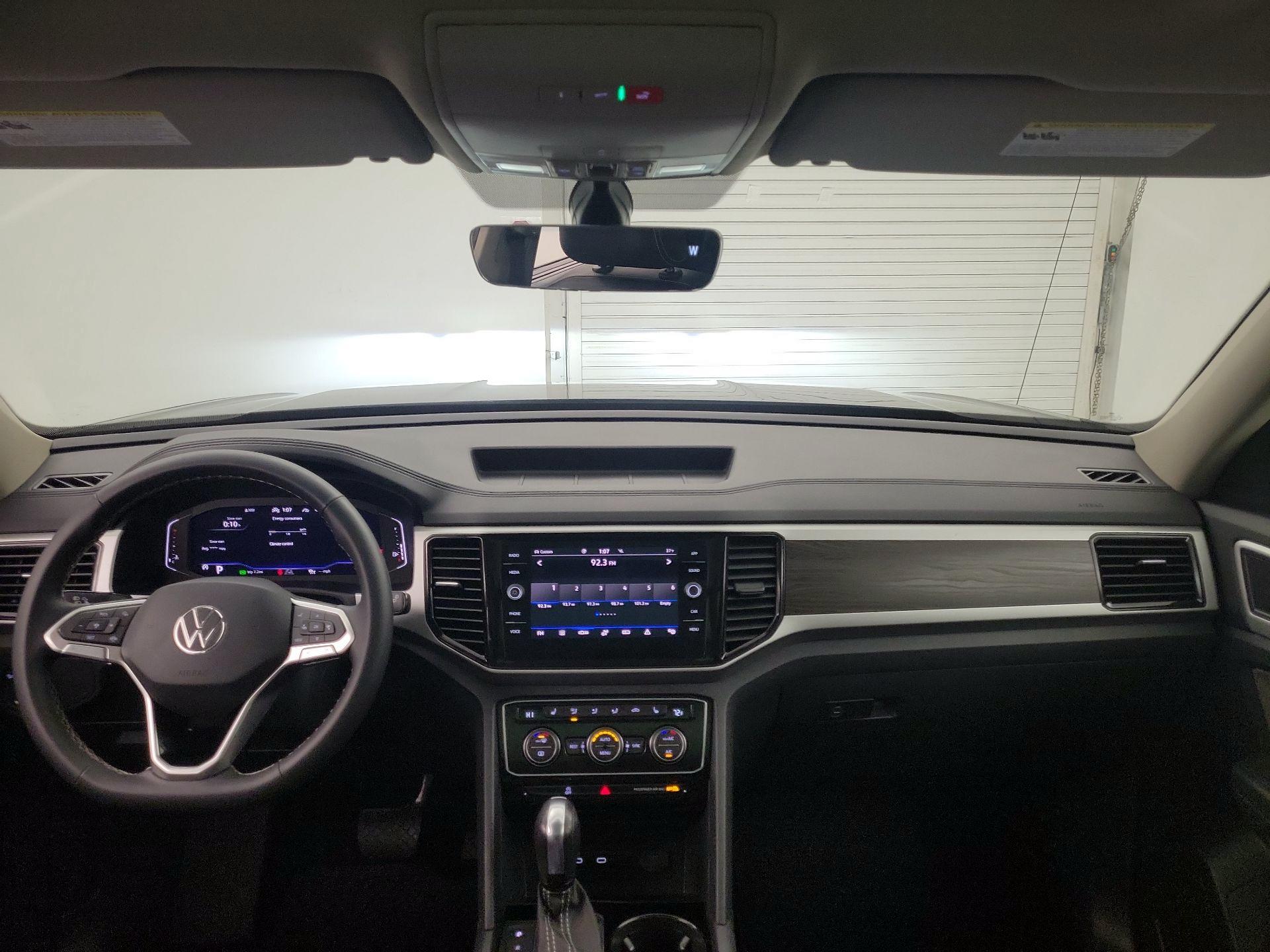 Thumbnail: 2022 Volkswagen Atlas - 8