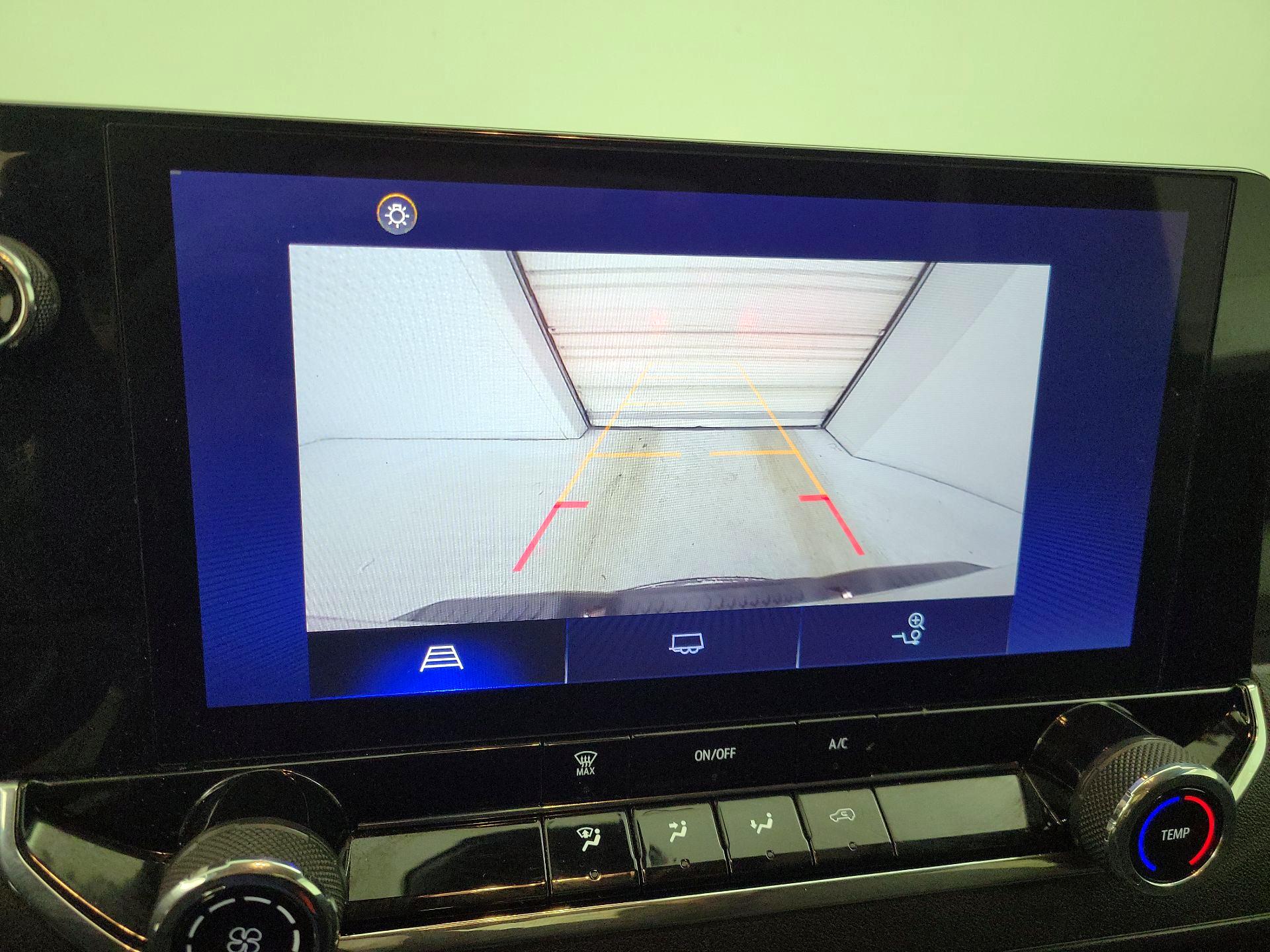 Thumbnail: 2023 Chevrolet Colorado - 14