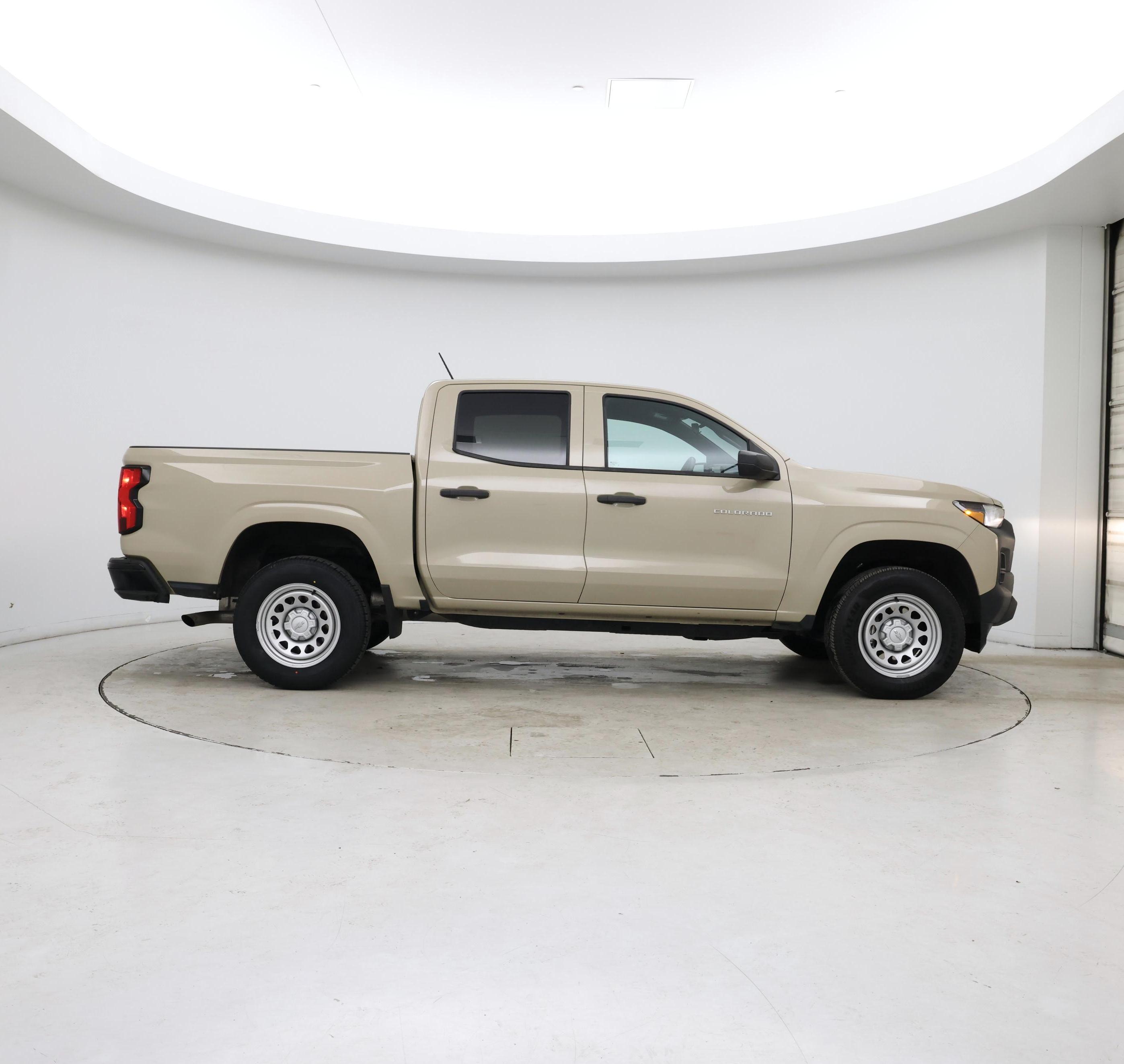 Thumbnail: 2023 Chevrolet Colorado - 7