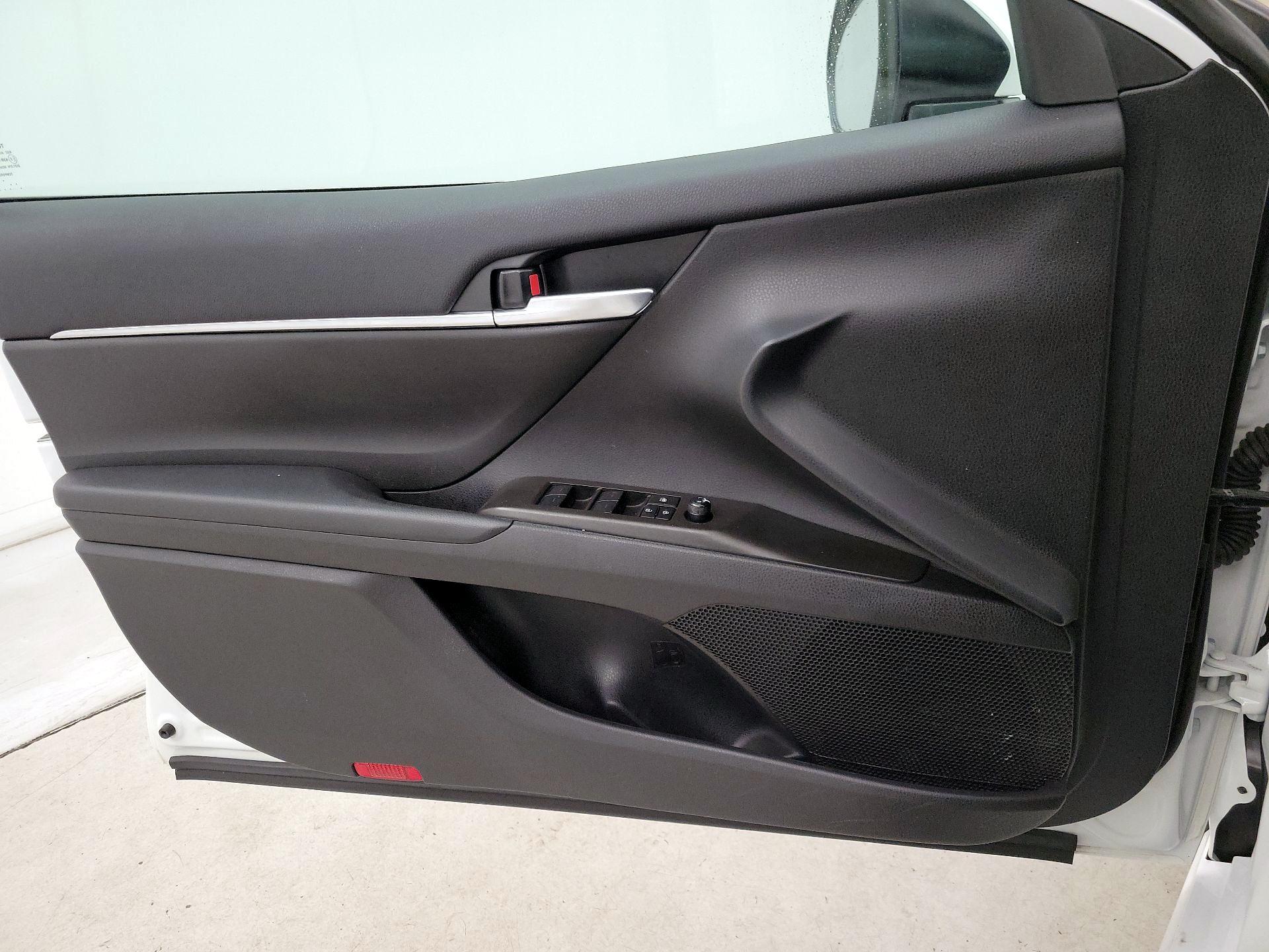 Thumbnail: 2024 Toyota Camry - 12