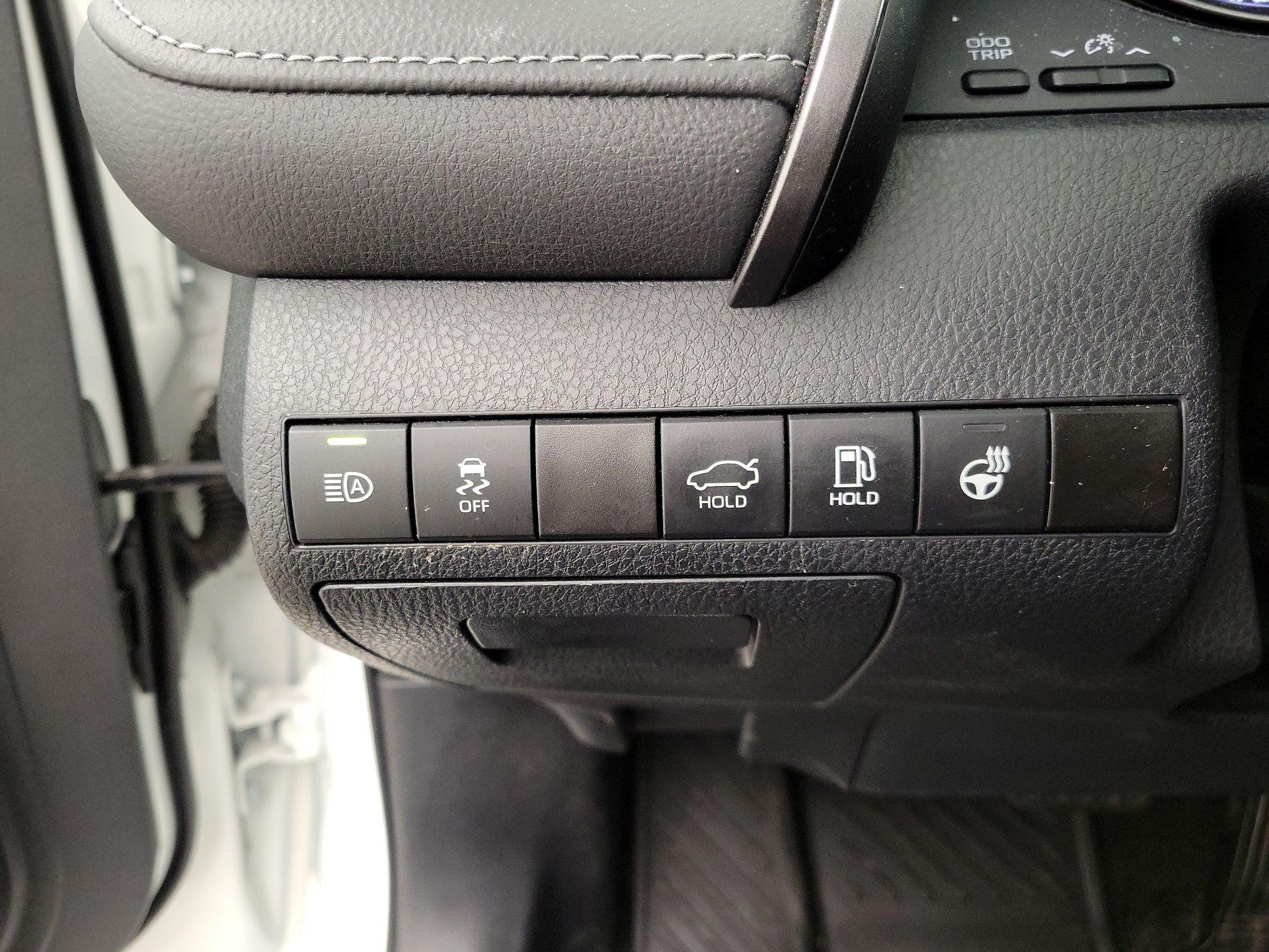 Thumbnail: 2024 Toyota Camry - 13