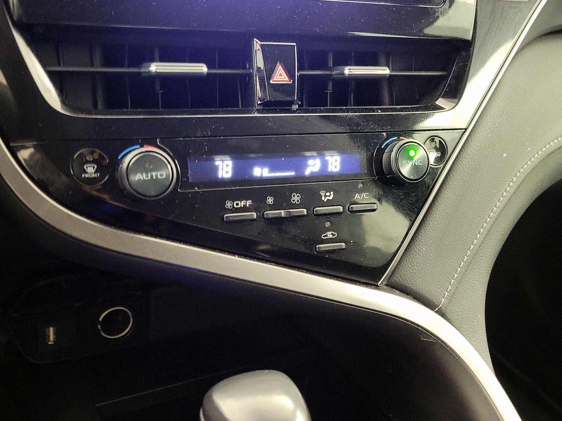 Thumbnail: 2024 Toyota Camry - 16