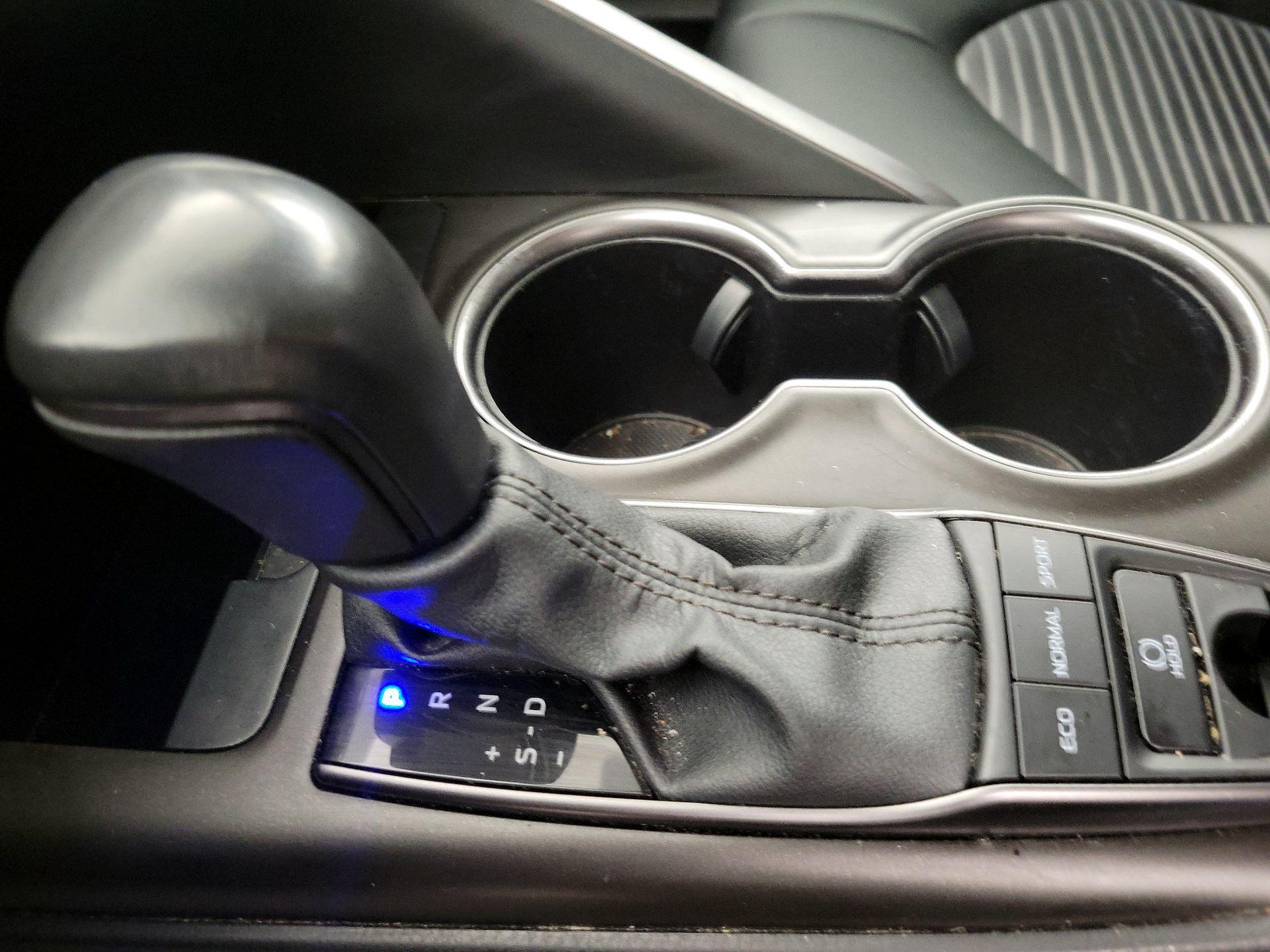 Thumbnail: 2024 Toyota Camry - 17