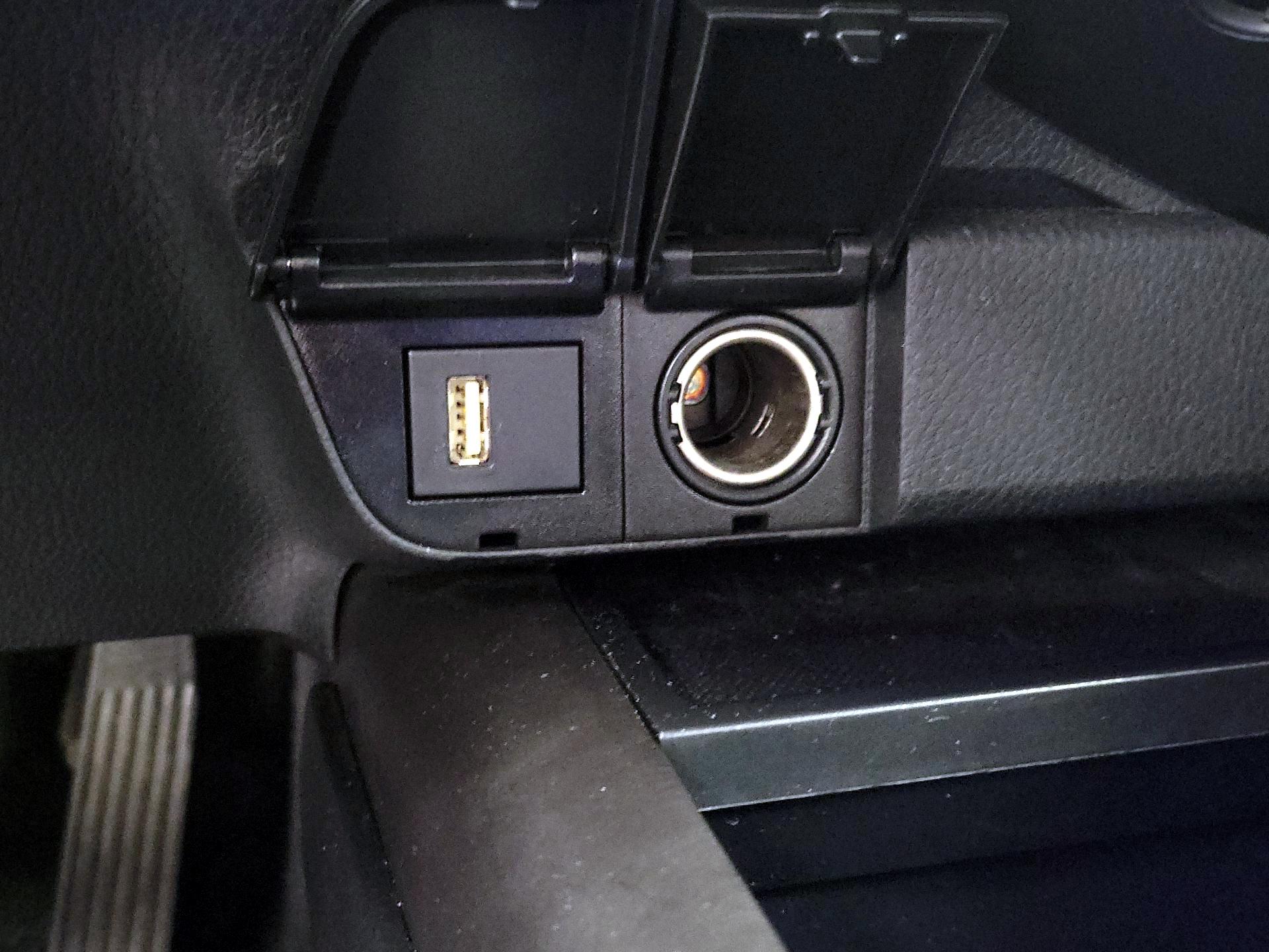 Thumbnail: 2024 Toyota Camry - 18