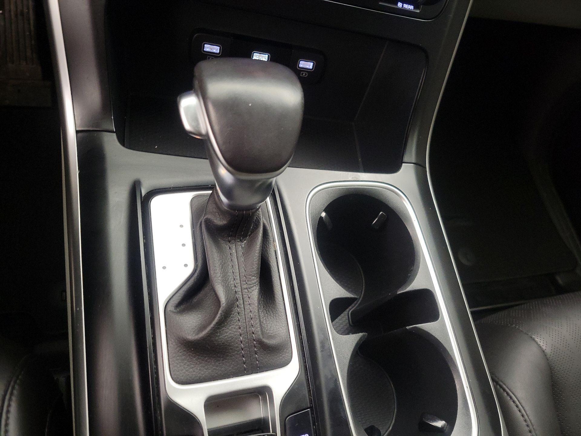 Thumbnail: 2024 Kia Carnival - 17