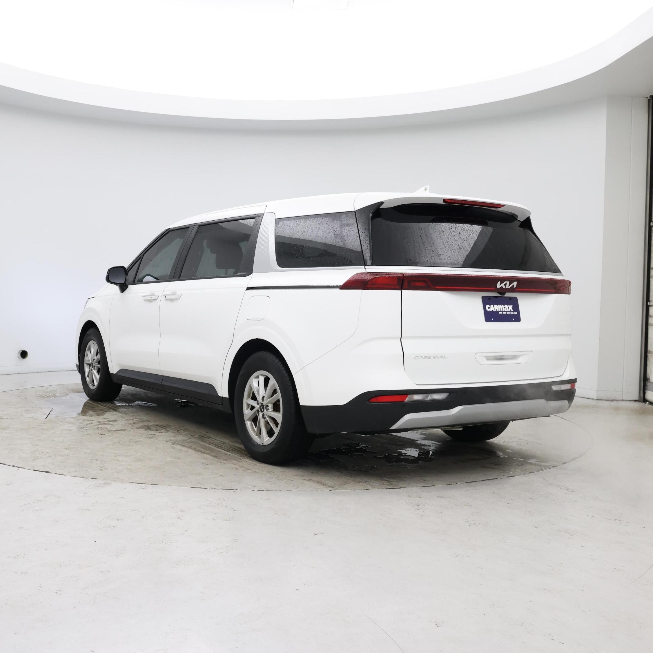 Thumbnail: 2024 Kia Carnival - 2