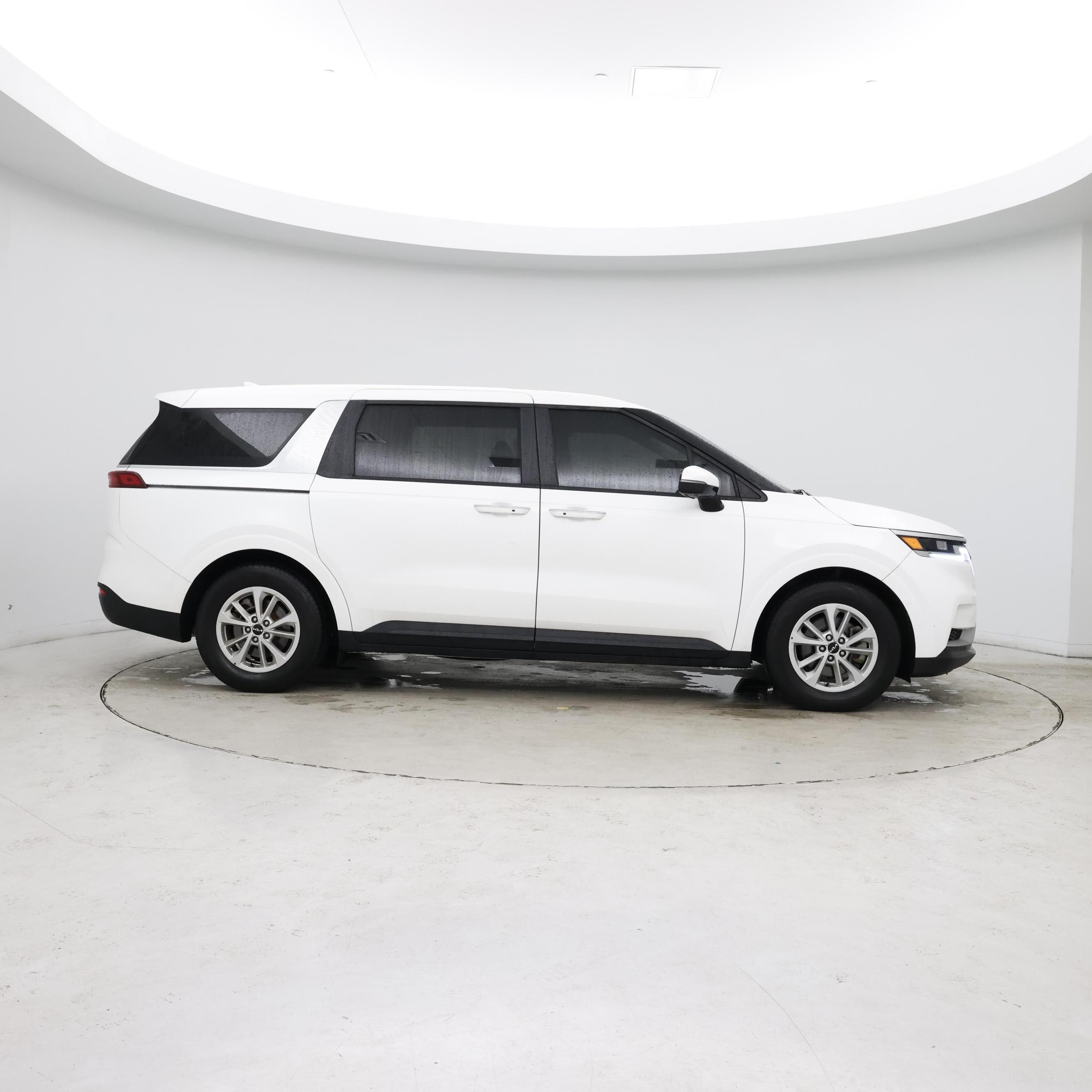 Thumbnail: 2024 Kia Carnival - 7