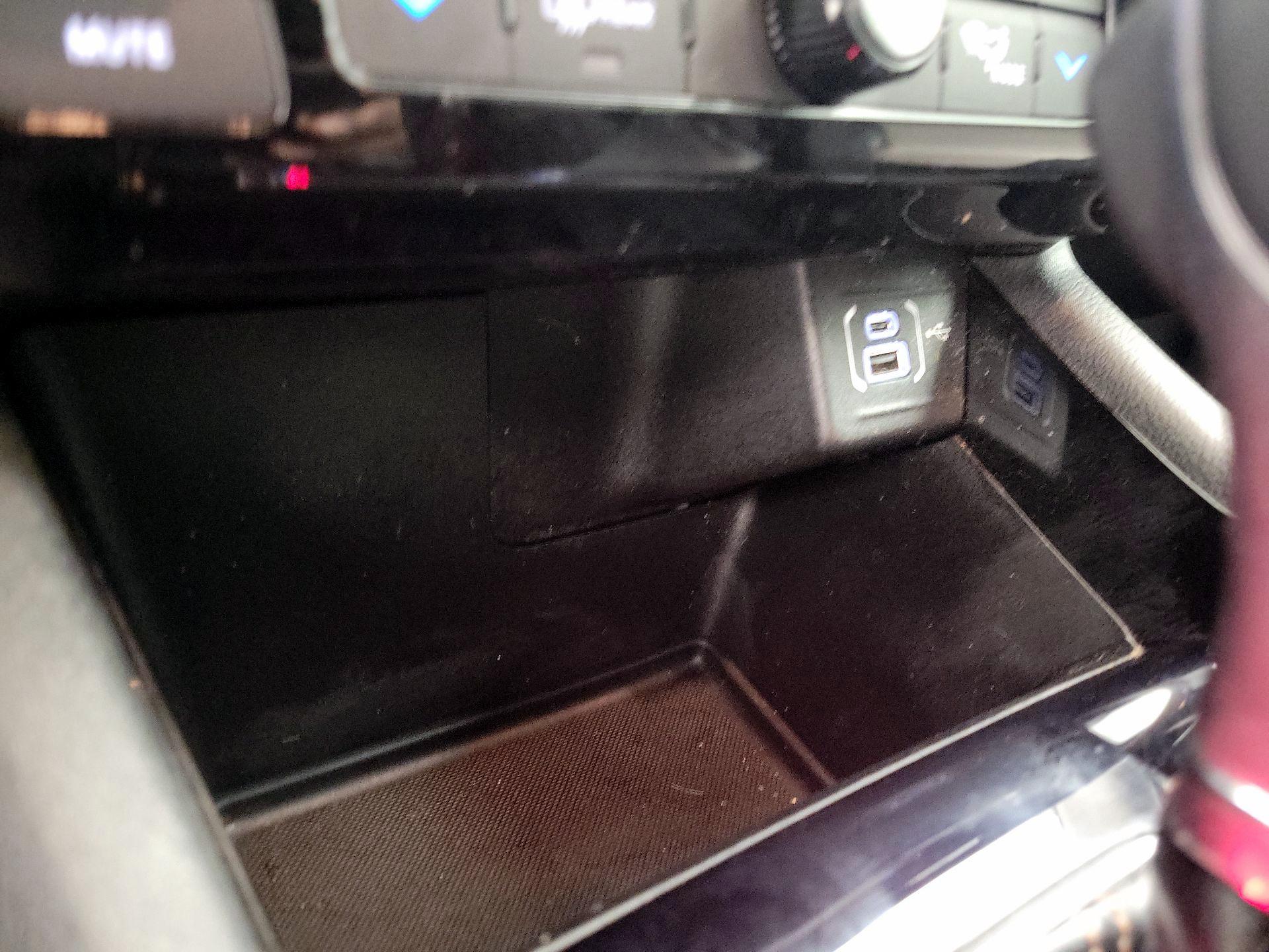 Thumbnail: 2022 Jeep Compass - 18