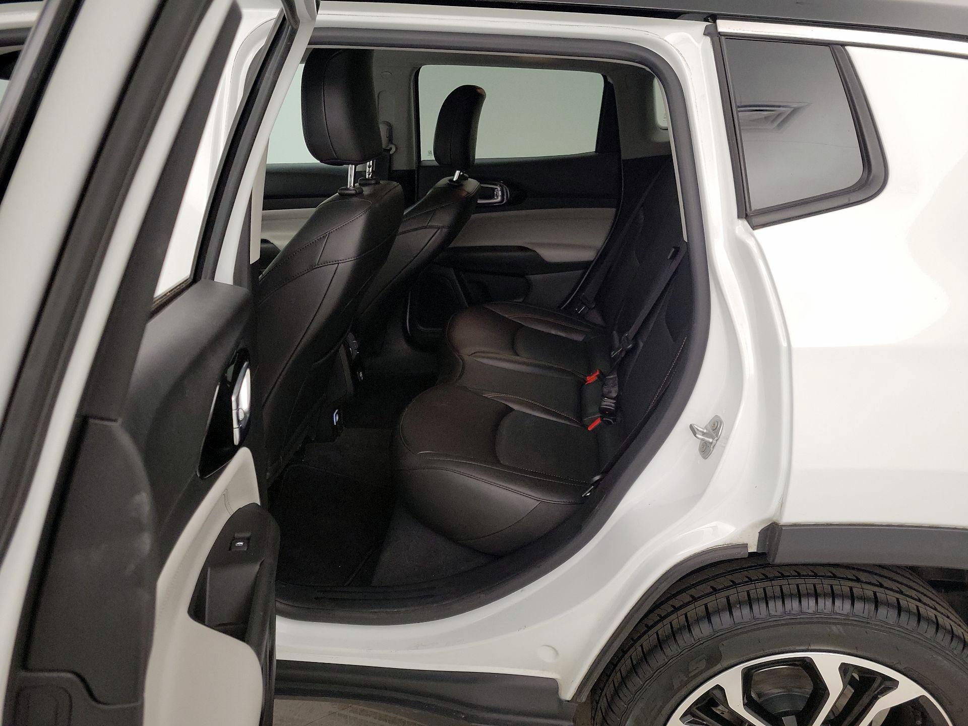 Thumbnail: 2022 Jeep Compass - 19