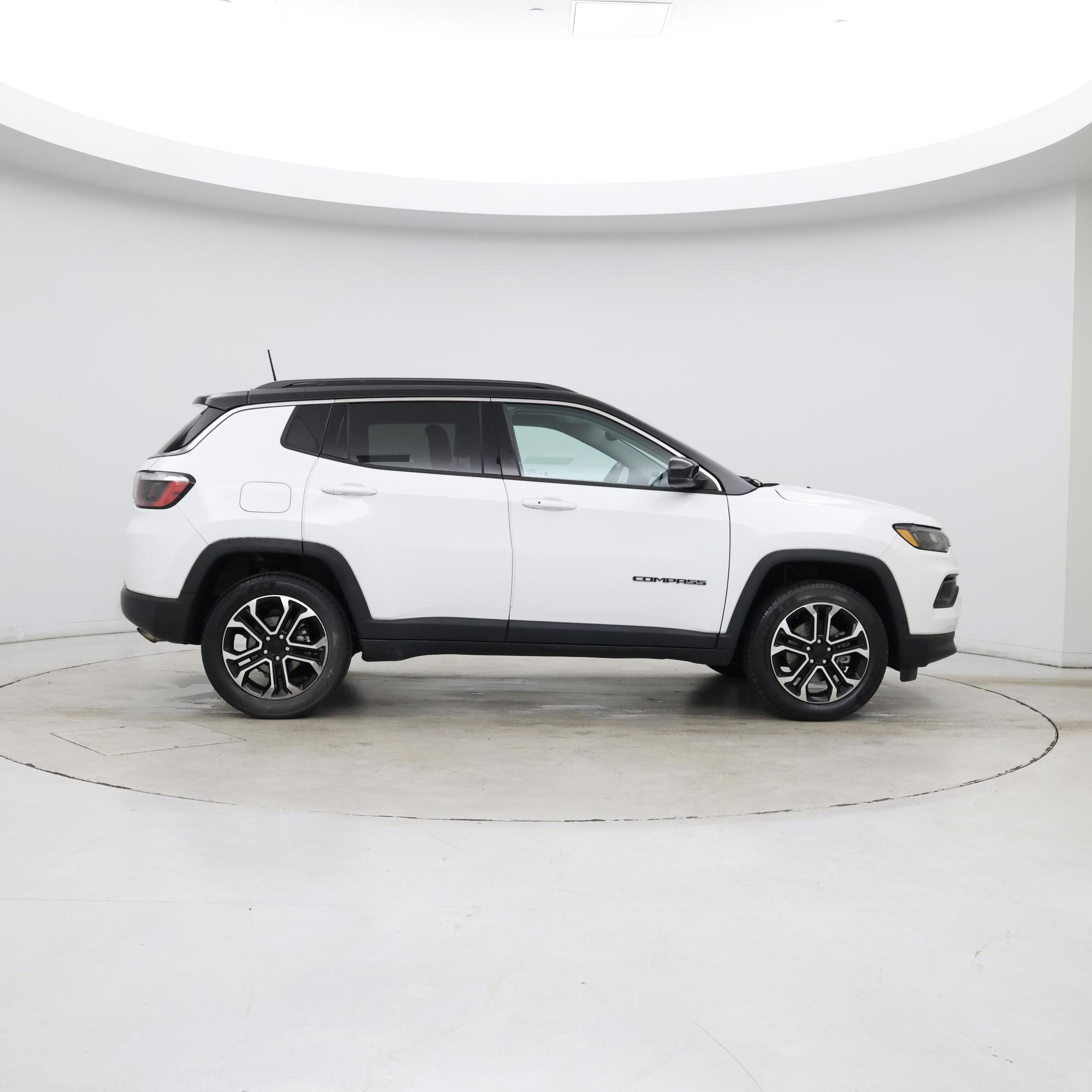 Thumbnail: 2022 Jeep Compass - 7