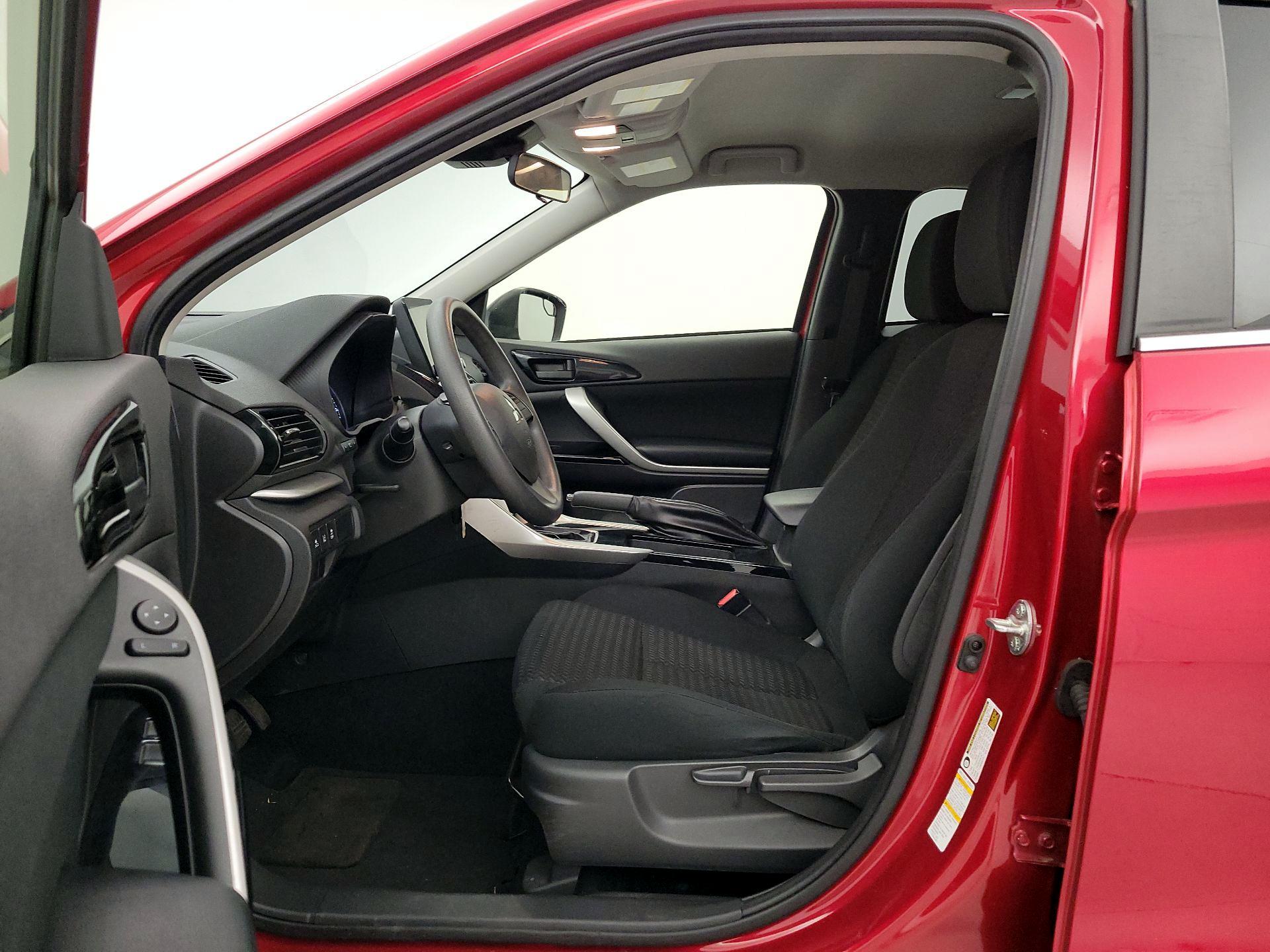 Thumbnail: 2023 Mitsubishi Eclipse Cross - 11