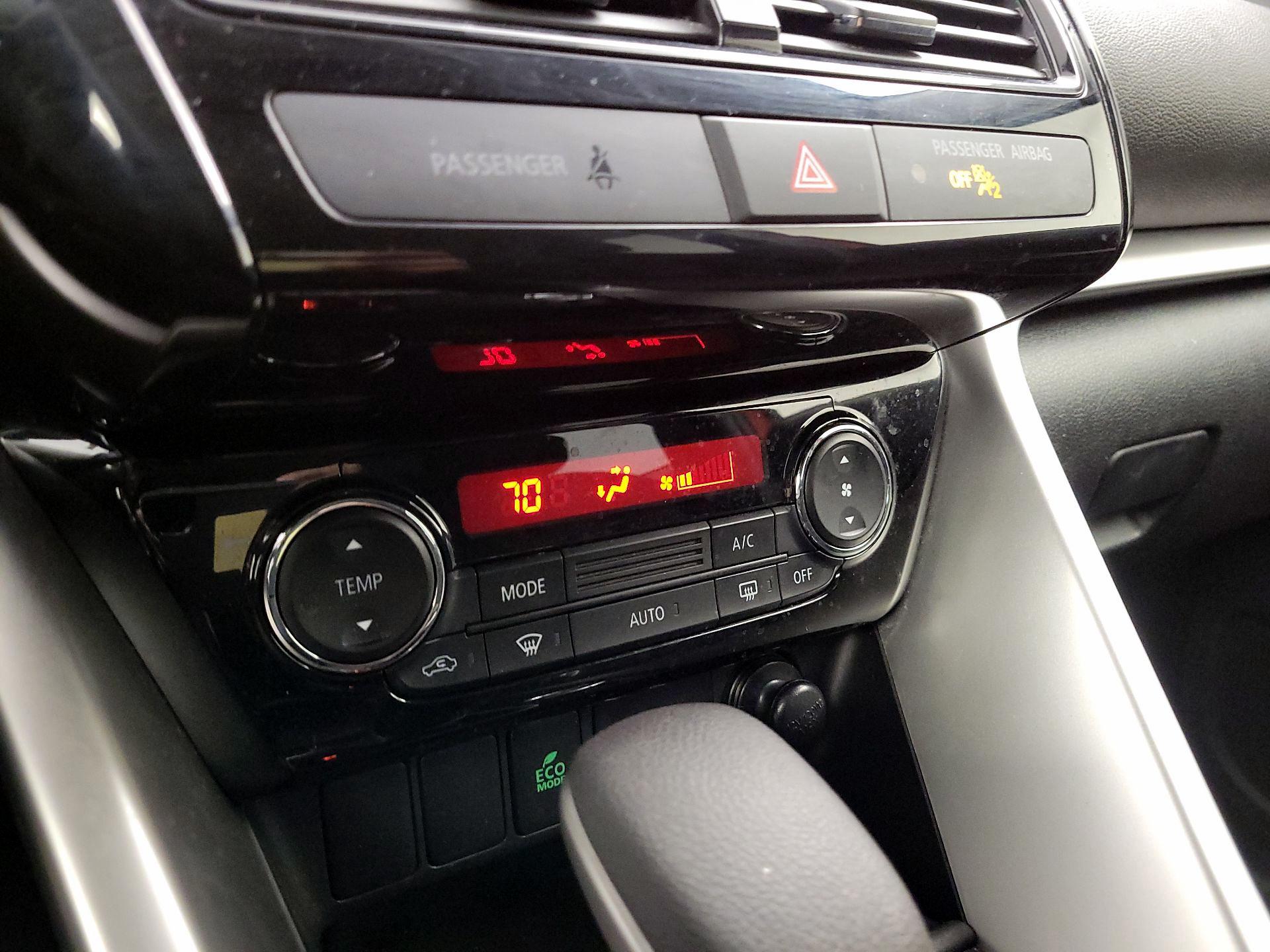 Thumbnail: 2023 Mitsubishi Eclipse Cross - 16