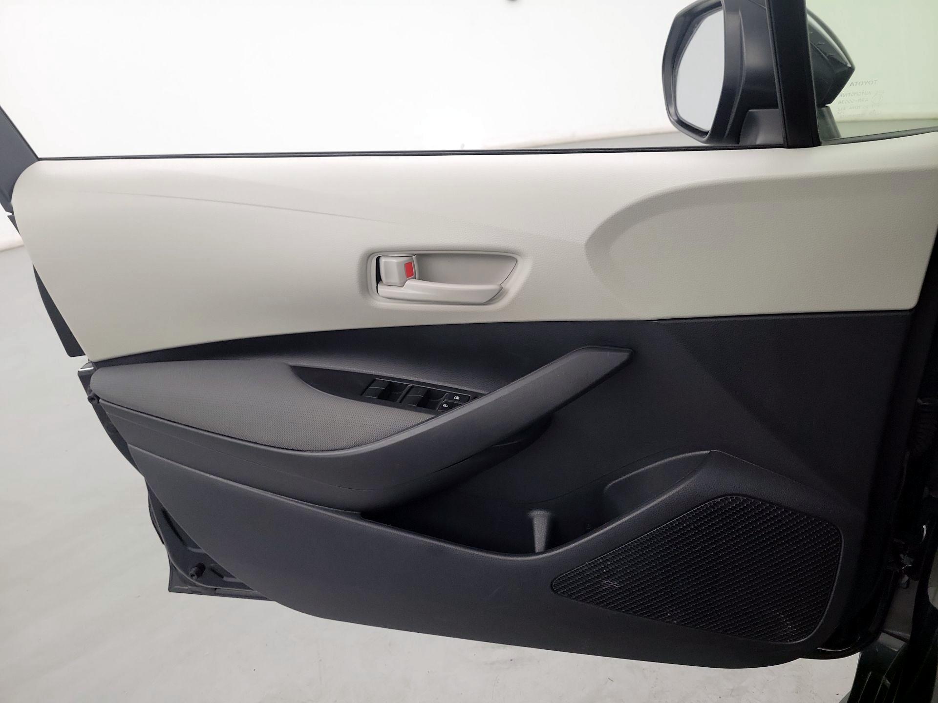 Thumbnail: 2023 Toyota Corolla - 10